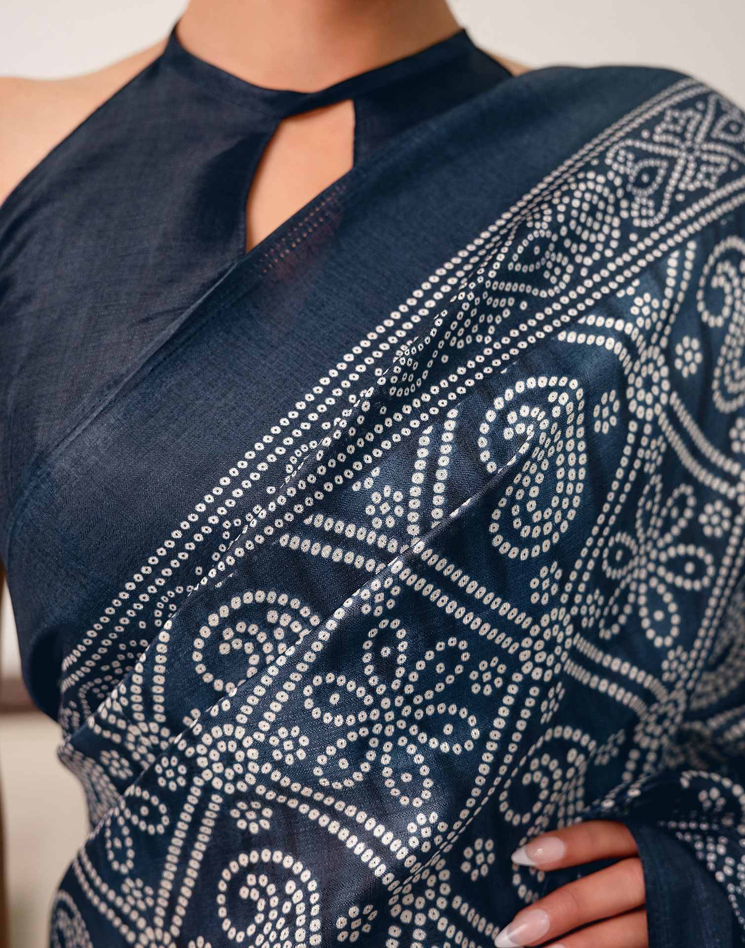 Navy Blue Khadi Bandhani Printed SareeĀ - Image 12