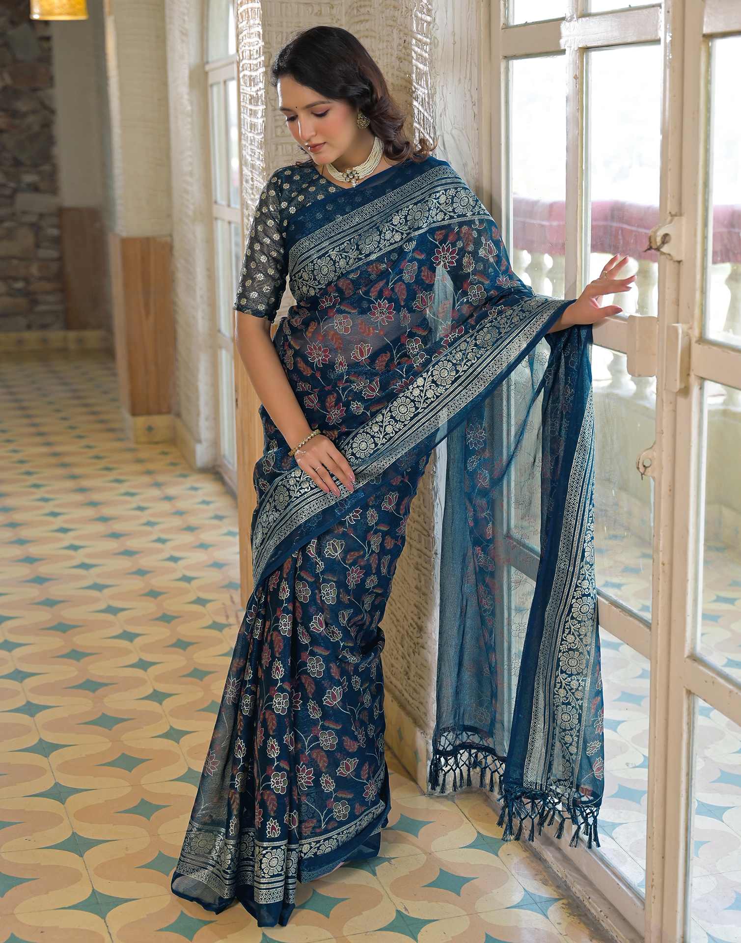 Navy Blue Shimmer Chiffon Foil Printed Saree - Image 5