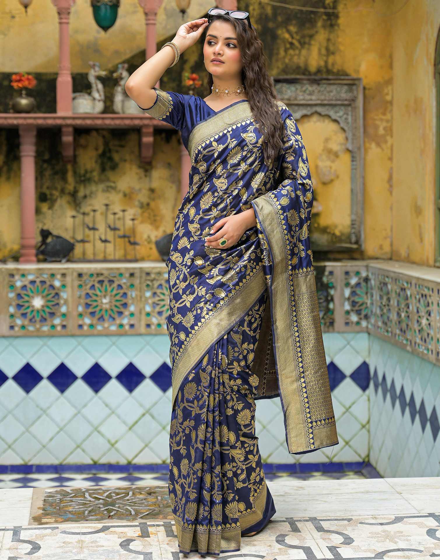 Navy Blue Silk Woven Banarasi Saree - Image 6