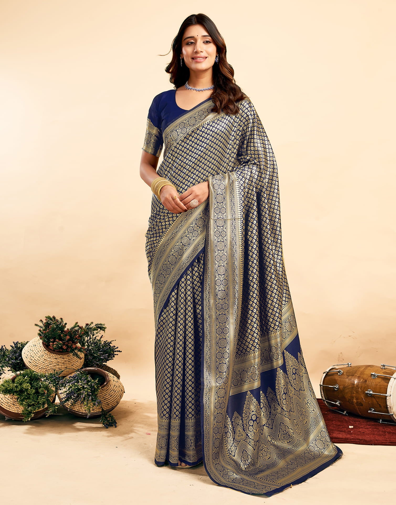 Navy Blue Silk Woven Banarasi Saree - Image 2