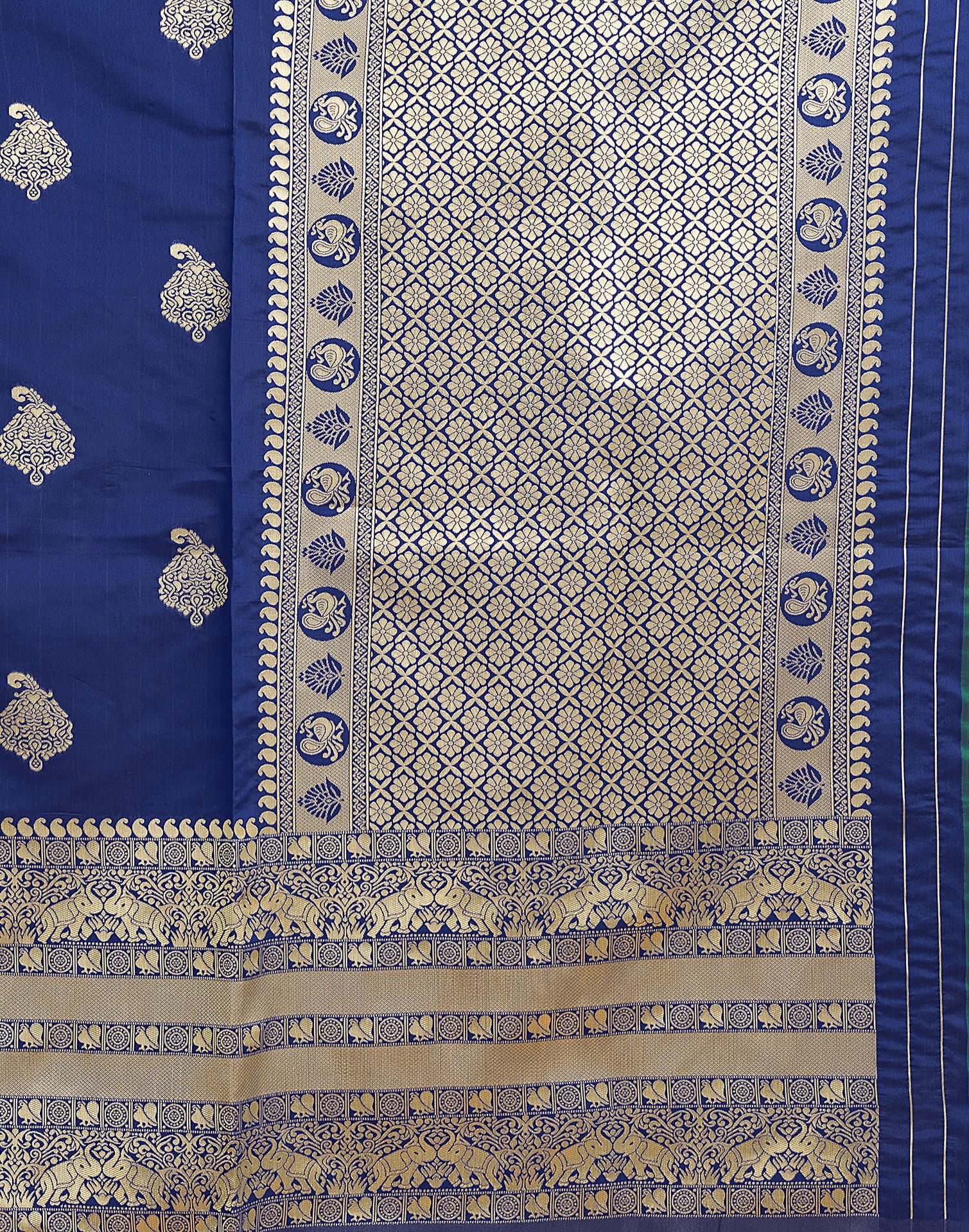 Blue Silk Blend Woven Kanjivaram Saree - Image 11