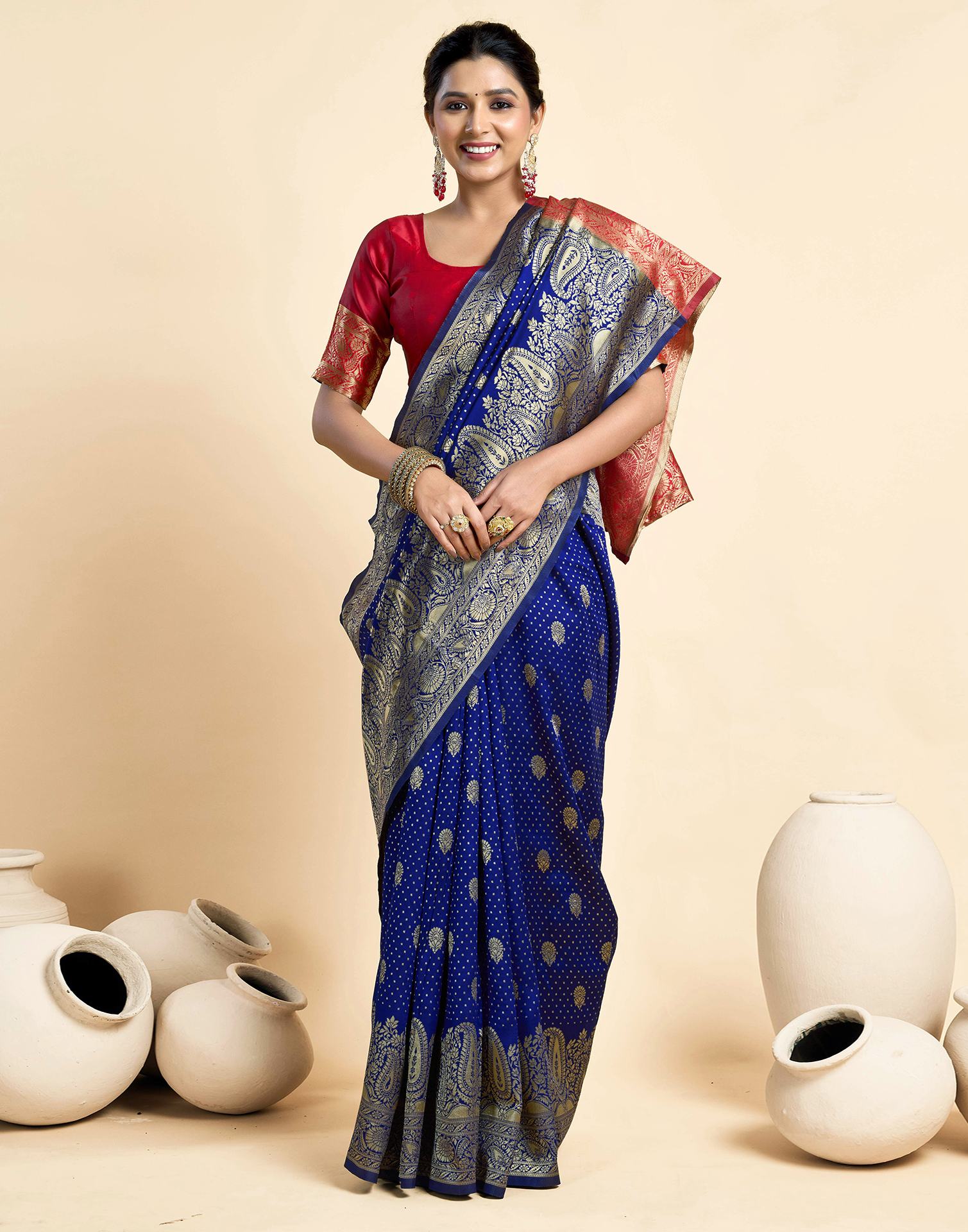 Navy Blue Silk Woven Banarasi Saree - Image 5