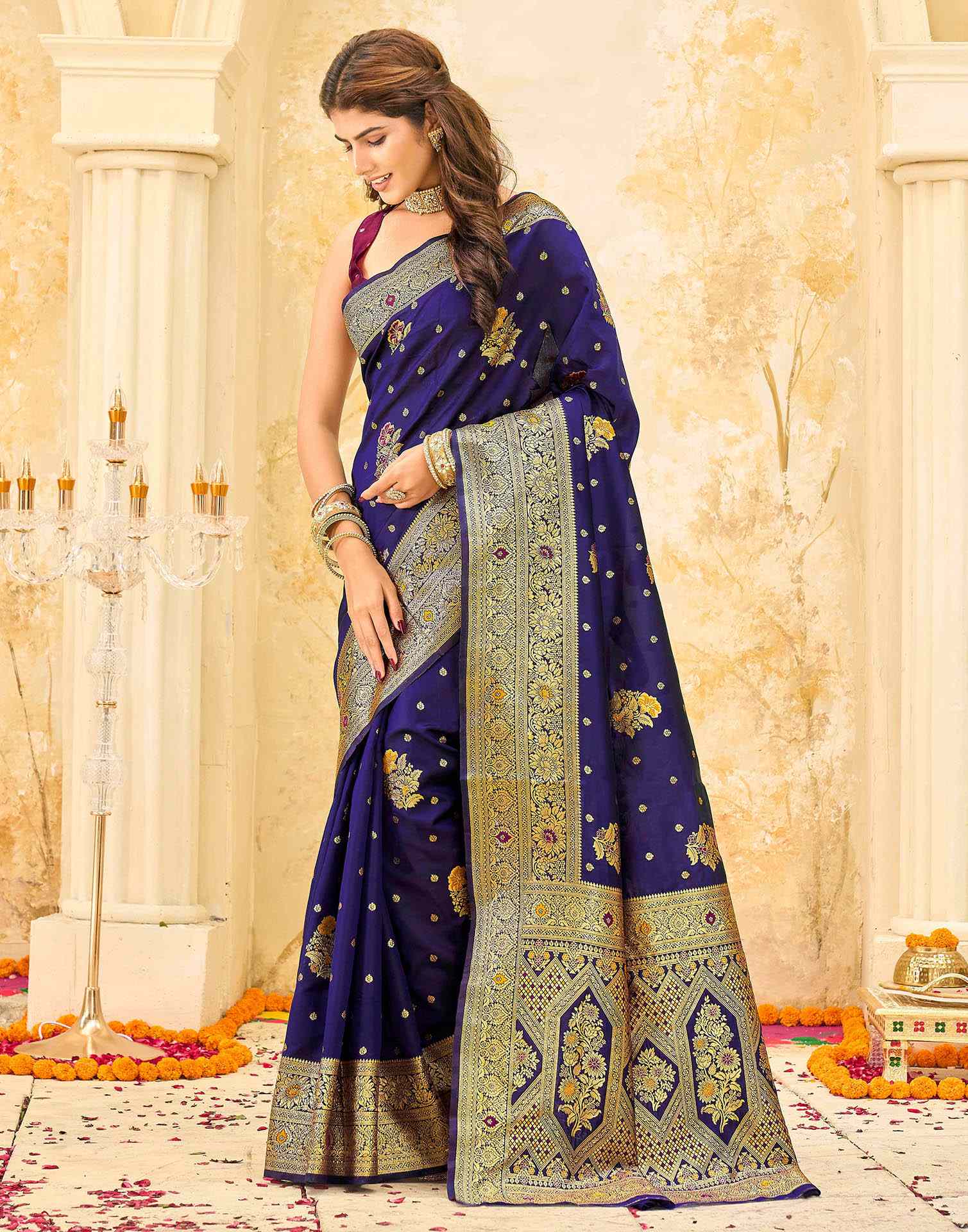 Navy Blue Silk Woven Banarasi Saree - Image 4
