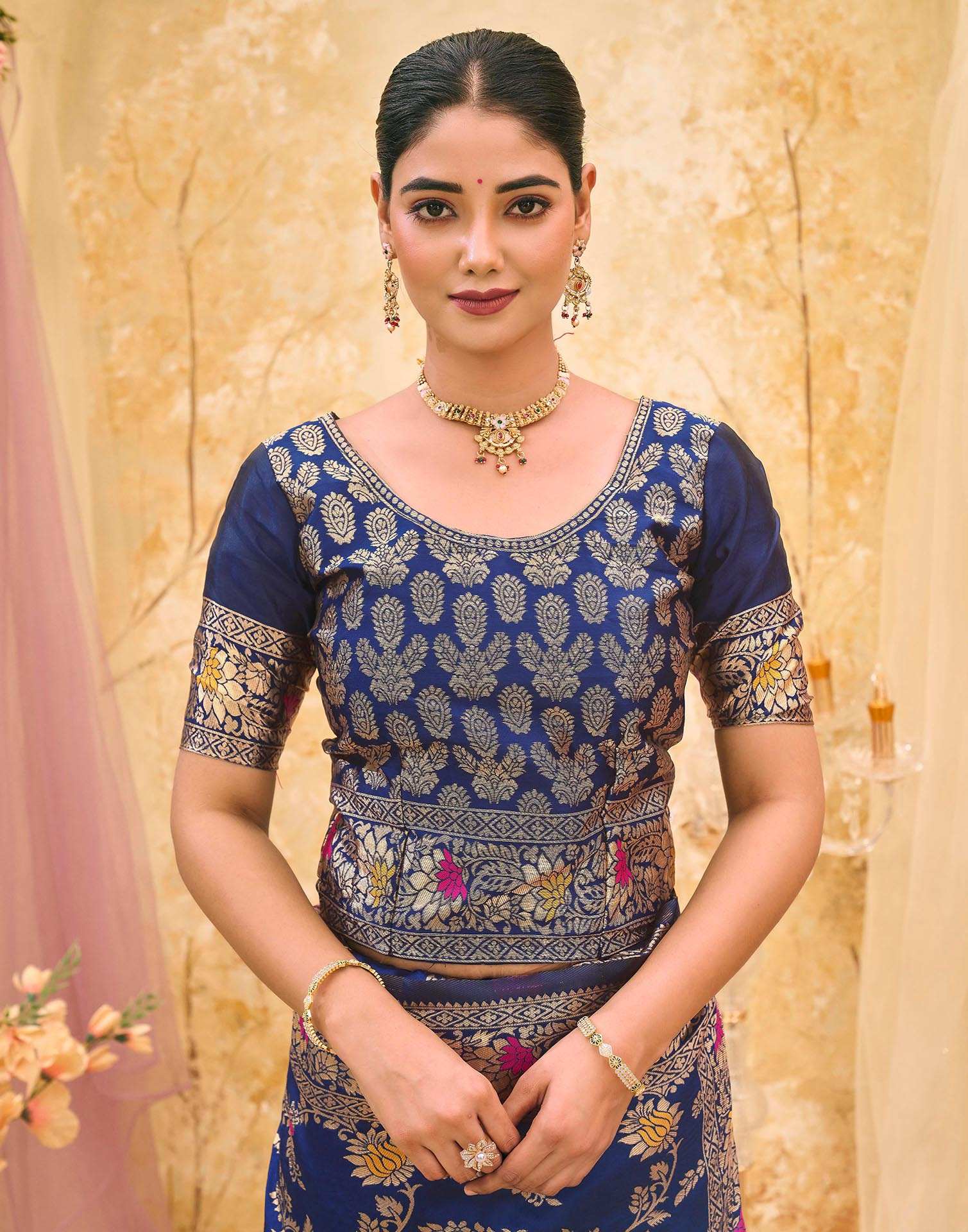 Navy Blue Silk Woven Banarasi Saree - Image 8