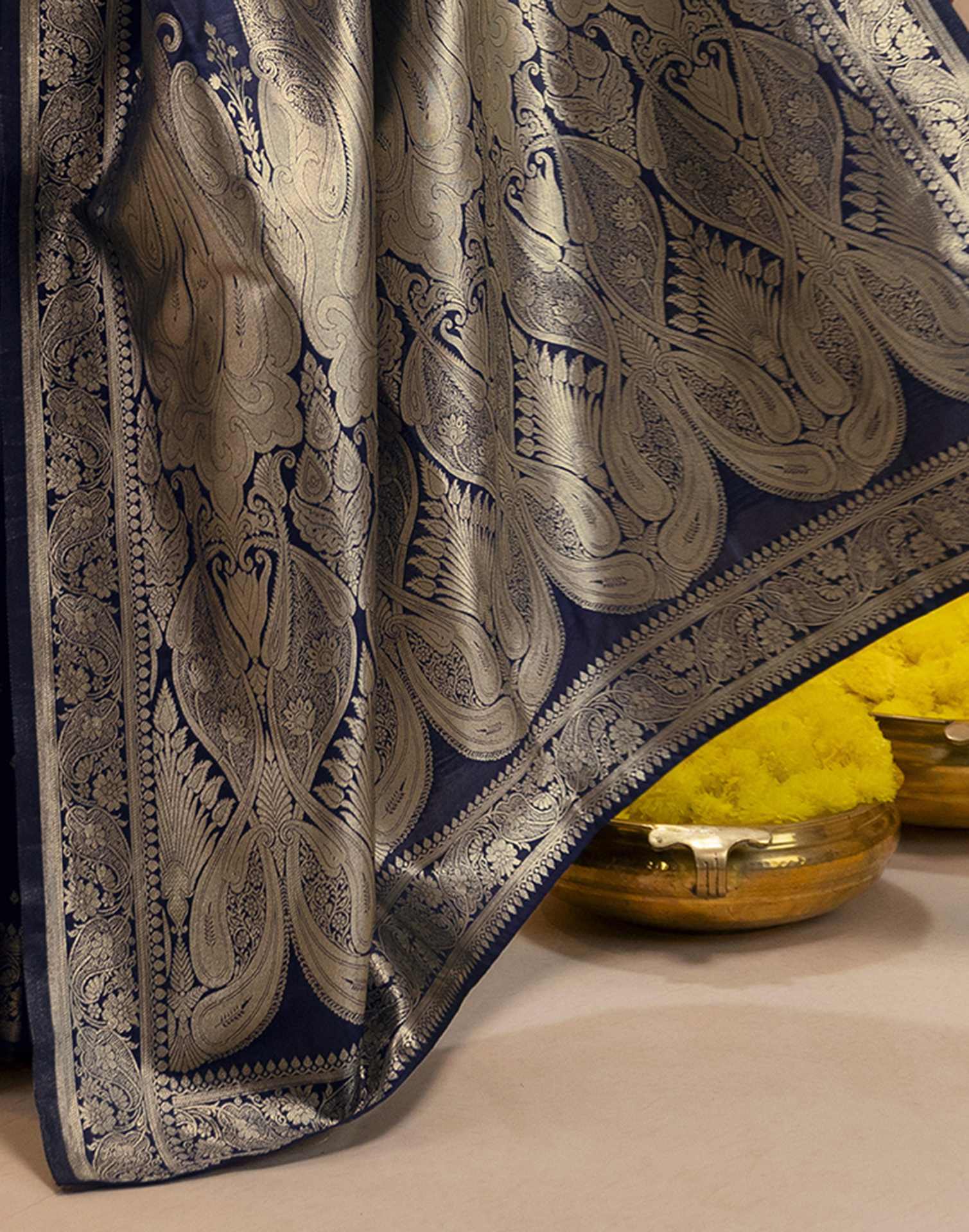 Navy Blue Silk Woven Banarasi Saree - Image 10