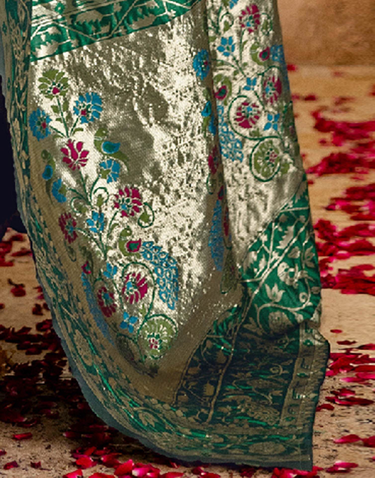 Navy Blue Silk Woven Paithani Saree - Image 10