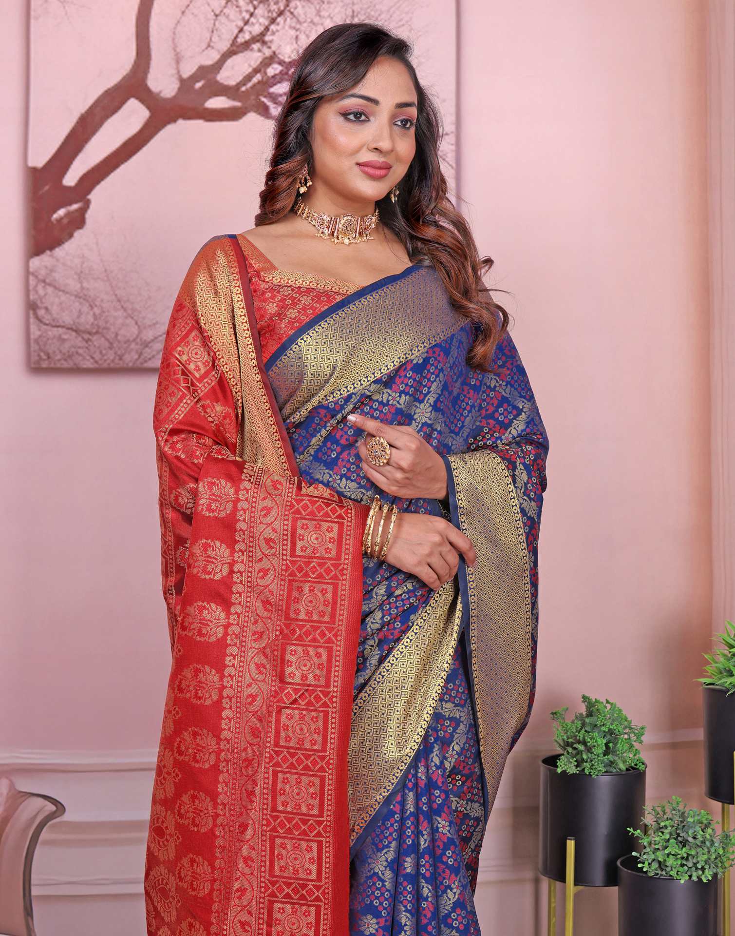 Navy Blue Silk Woven Patola Saree - Image 2