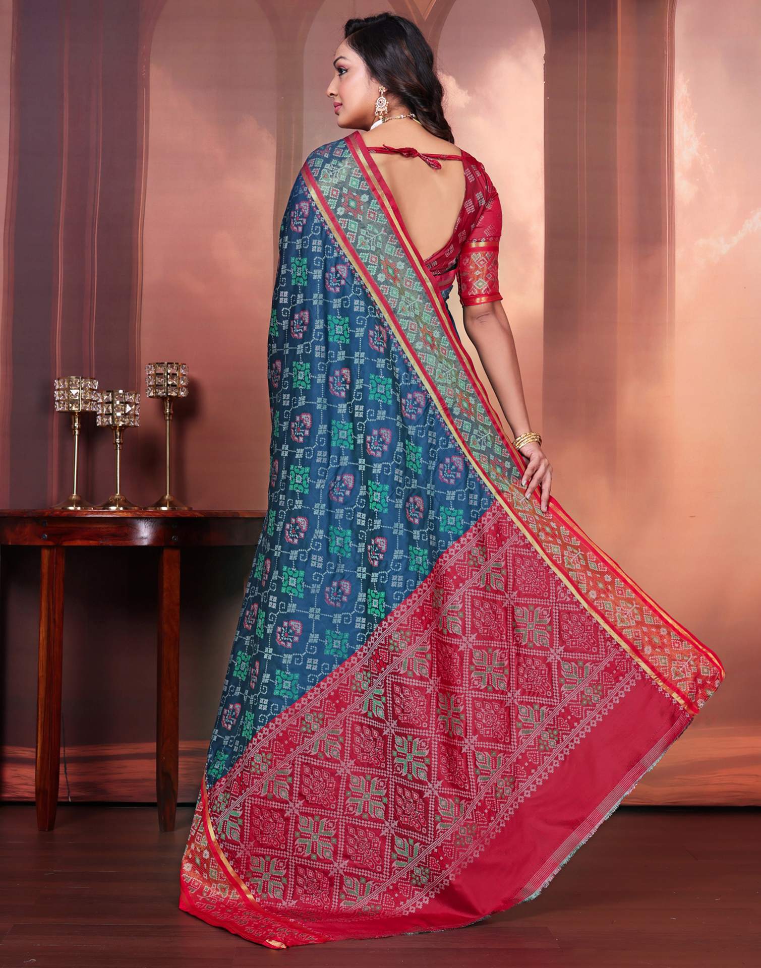 Navy Blue Silk Woven Patola Saree - Image 6
