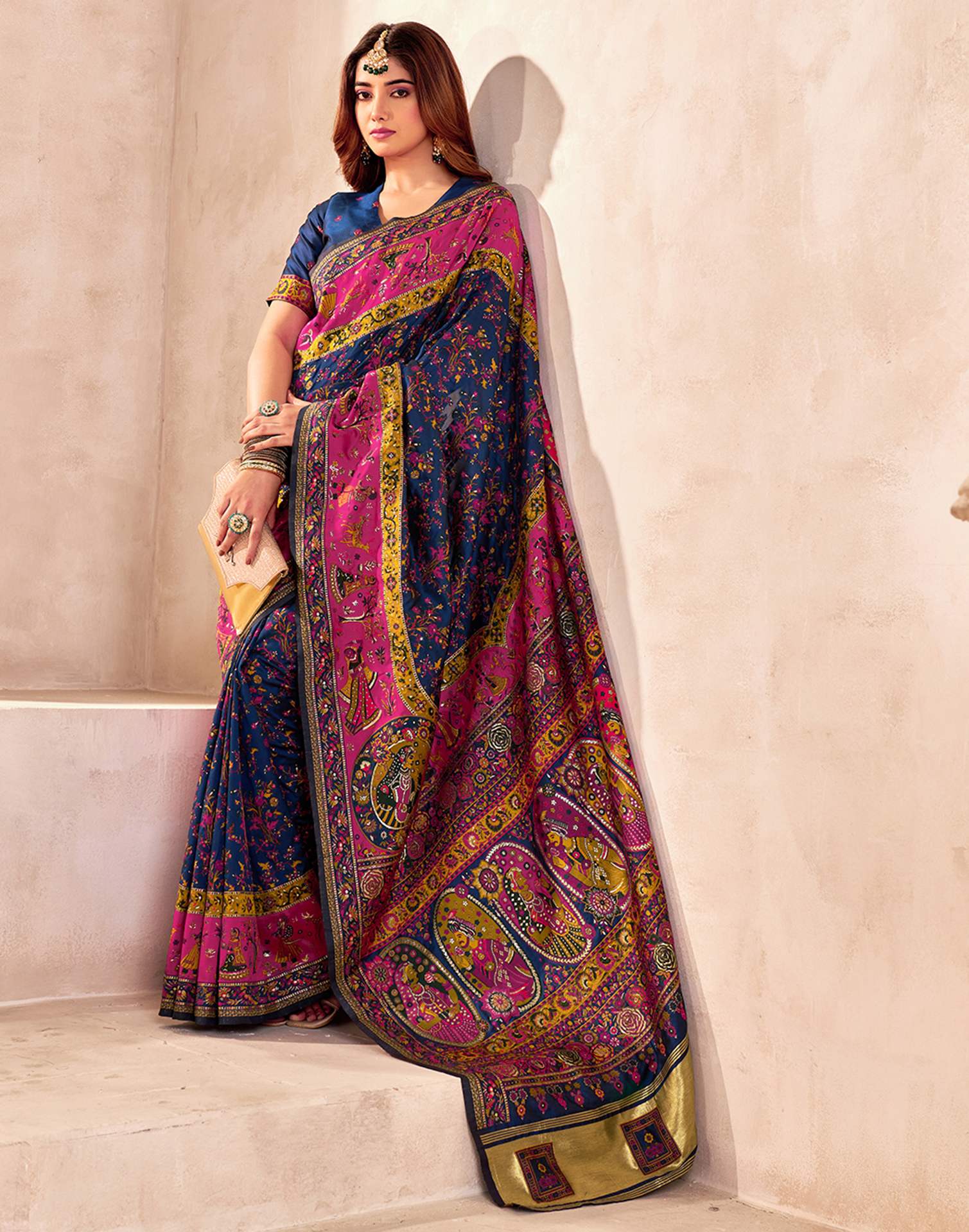 Navy Blue Silk Woven Patola Saree - Image 5