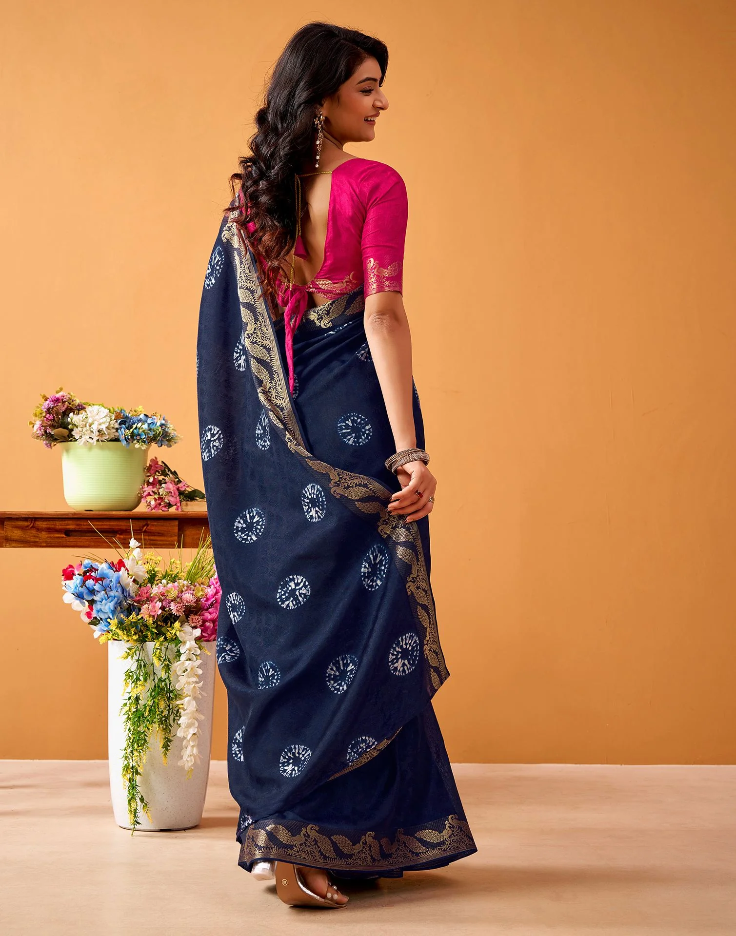 Navy Blue Silk Woven Printed Saree - Image 4