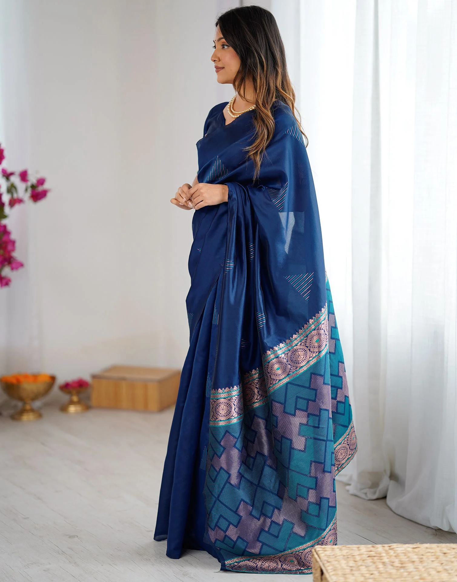Navy Blue Silk Woven Saree - Image 5