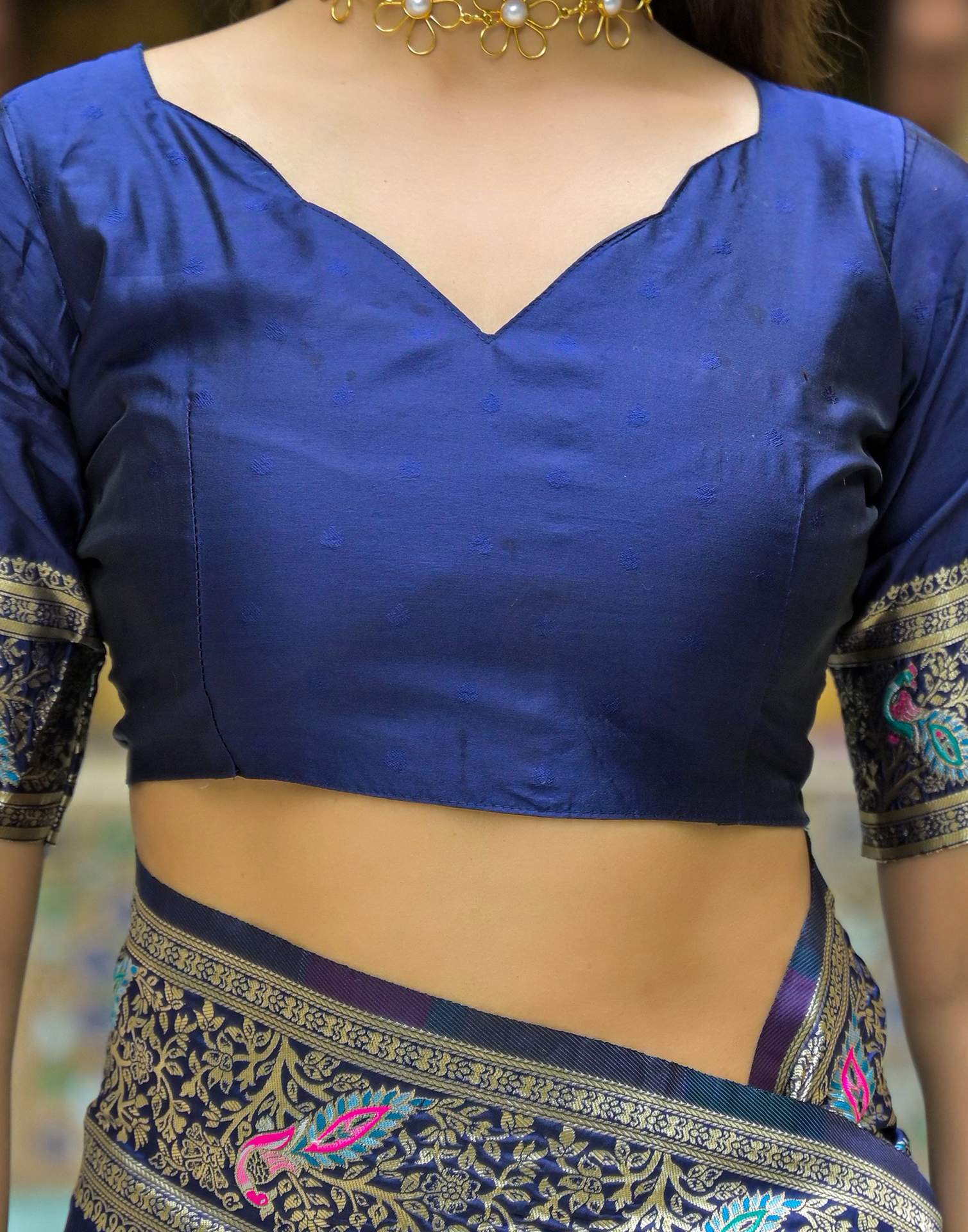 Navy Blue Silk Woven Banarasi Saree - Image 11