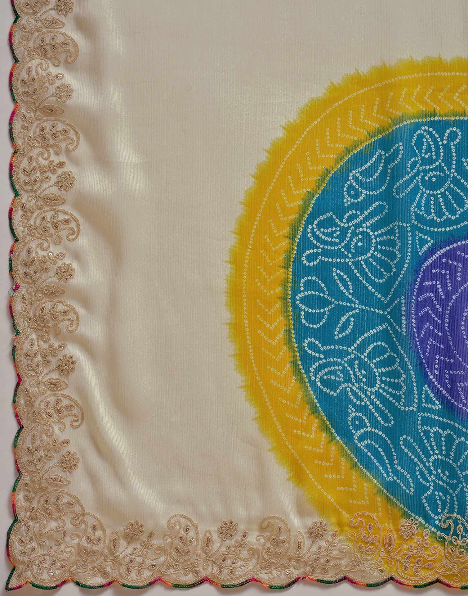 Off White Chiffon Bandhani Printed Embroidery Saree - Image 9