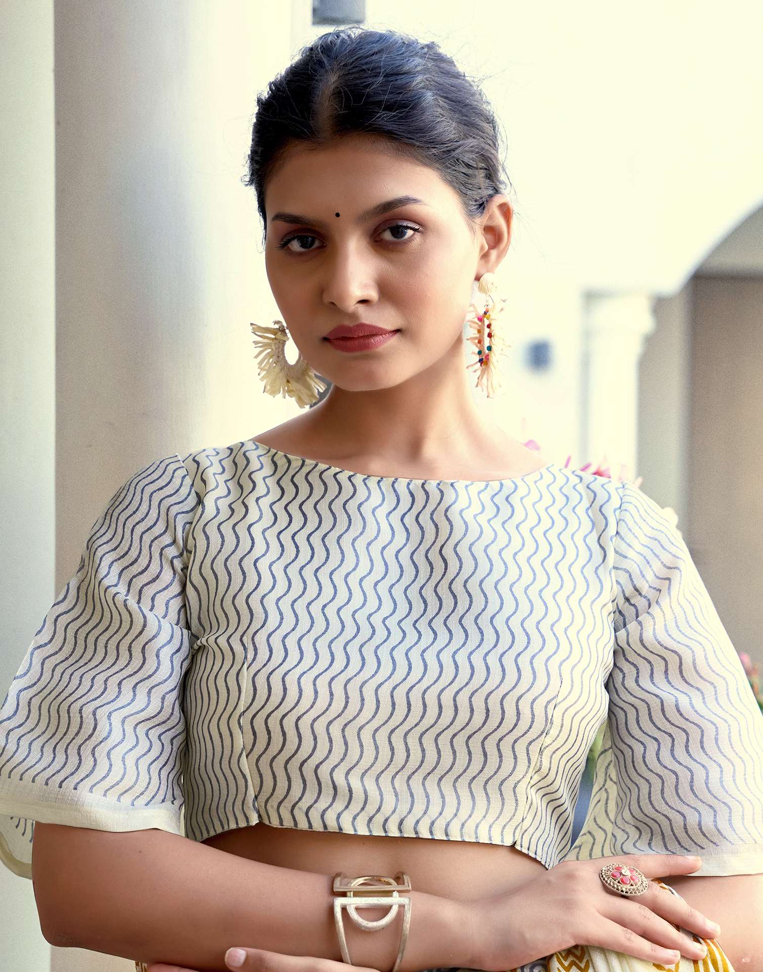 Off White Cotton Blend Printed Saree - Image 8