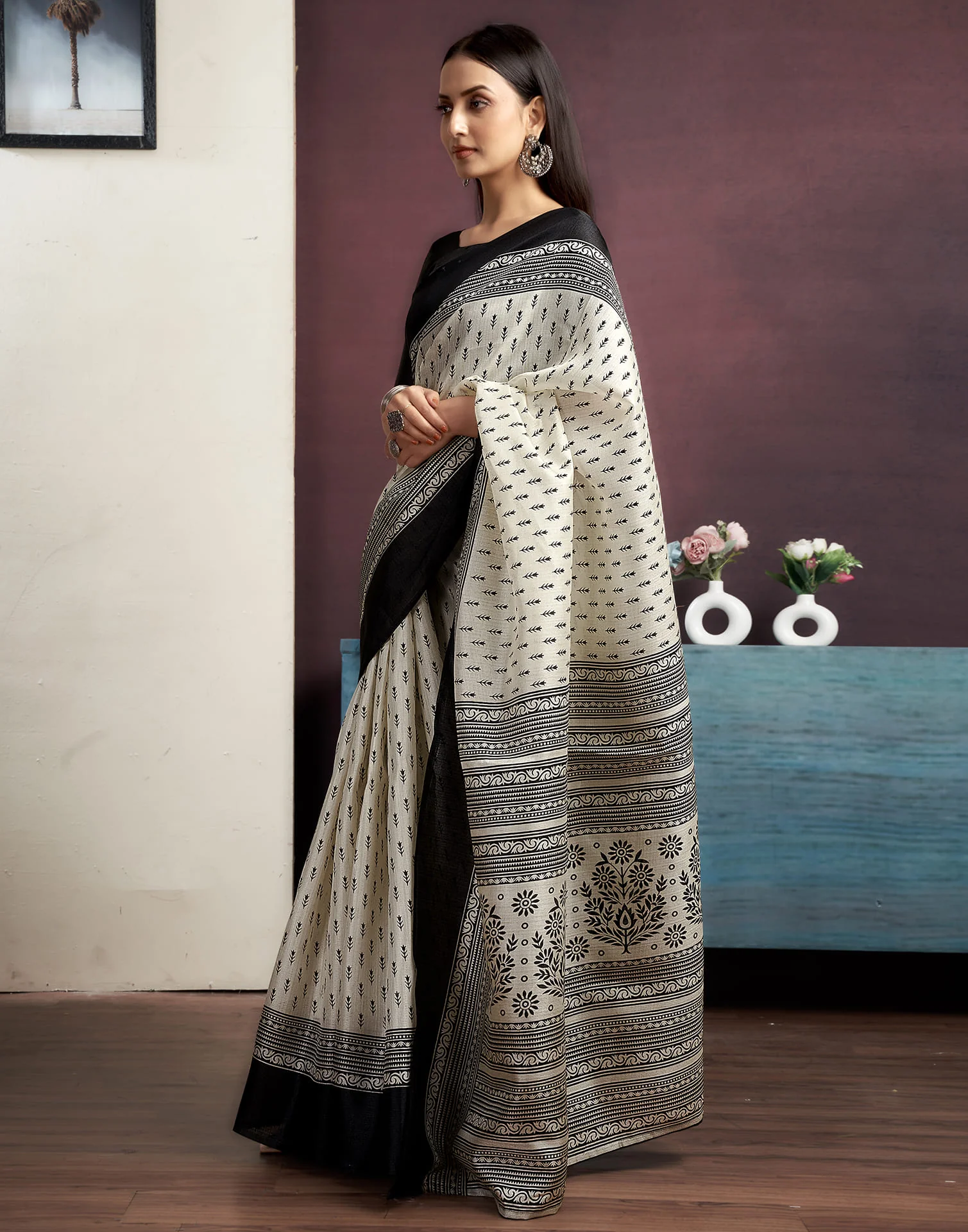 White Cotton Blend Printed Saree - Image 8