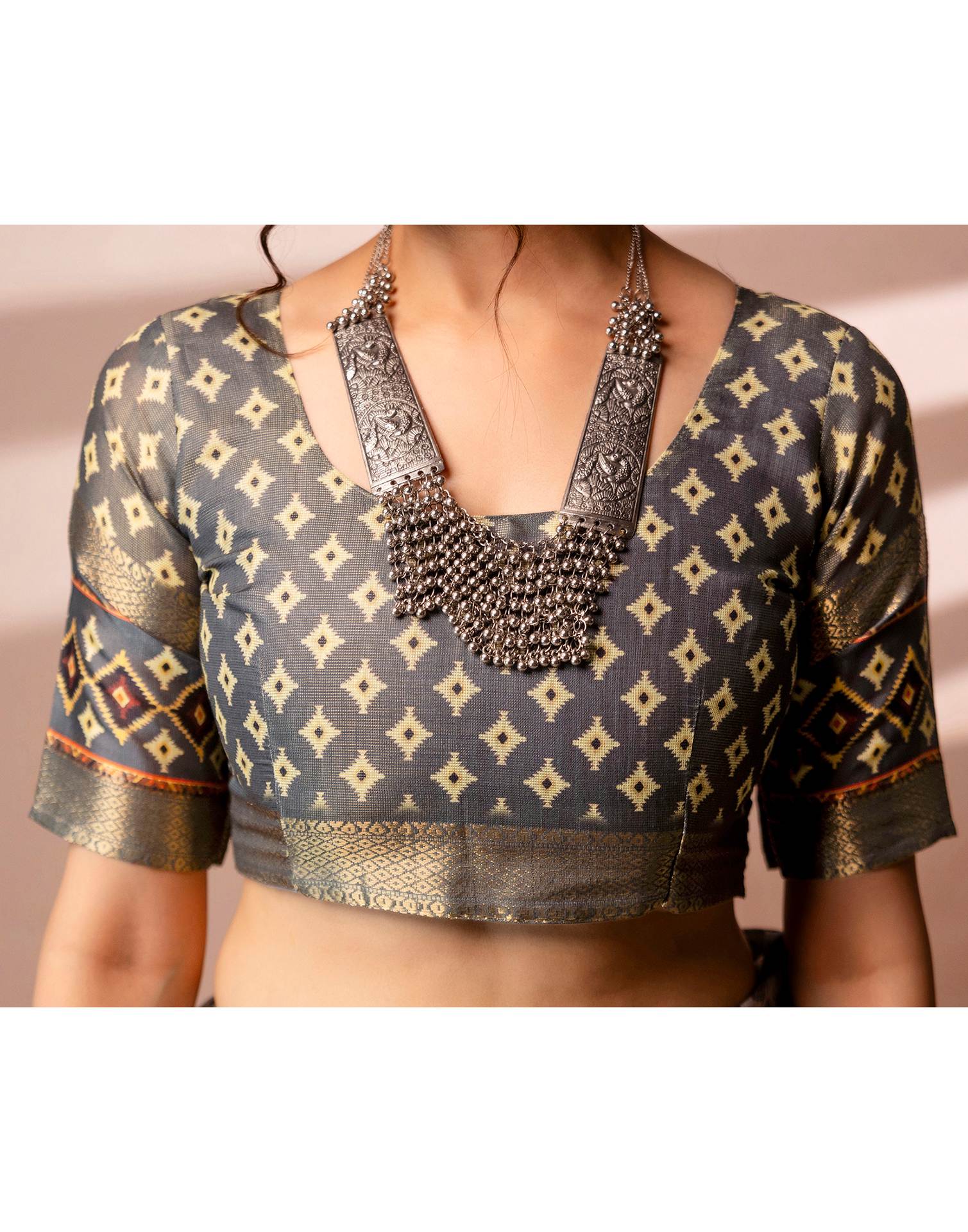 Off White Cotton Silk Printed Woven Border Saree - Image 14