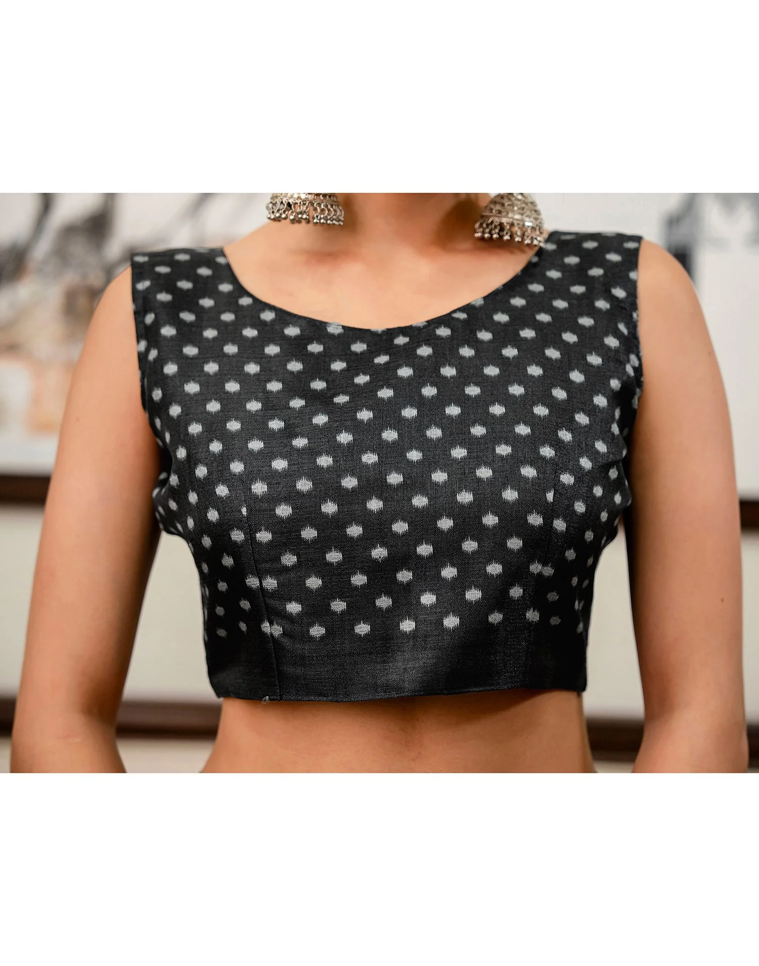 Off White Khadi Ikkat Printed SareeĀ - Image 13