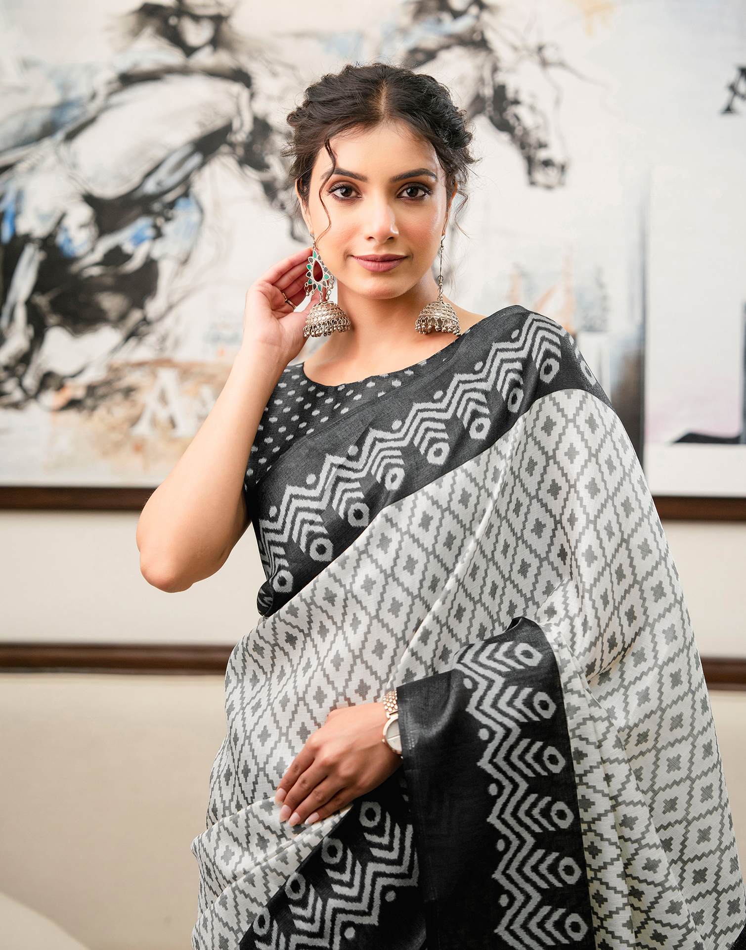 Off White Khadi Ikkat Printed SareeĀ - Image 2