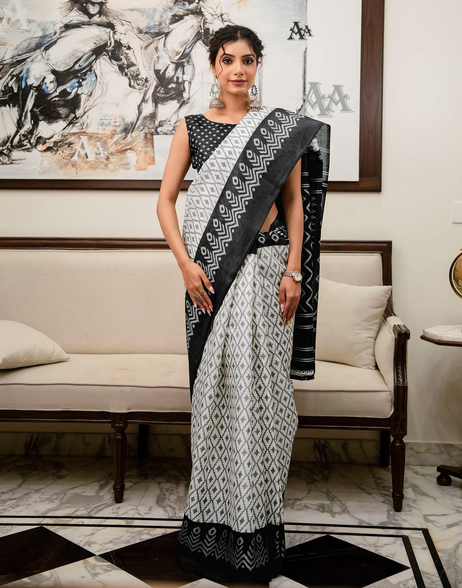 Off White Khadi Ikkat Printed SareeĀ - Image 8
