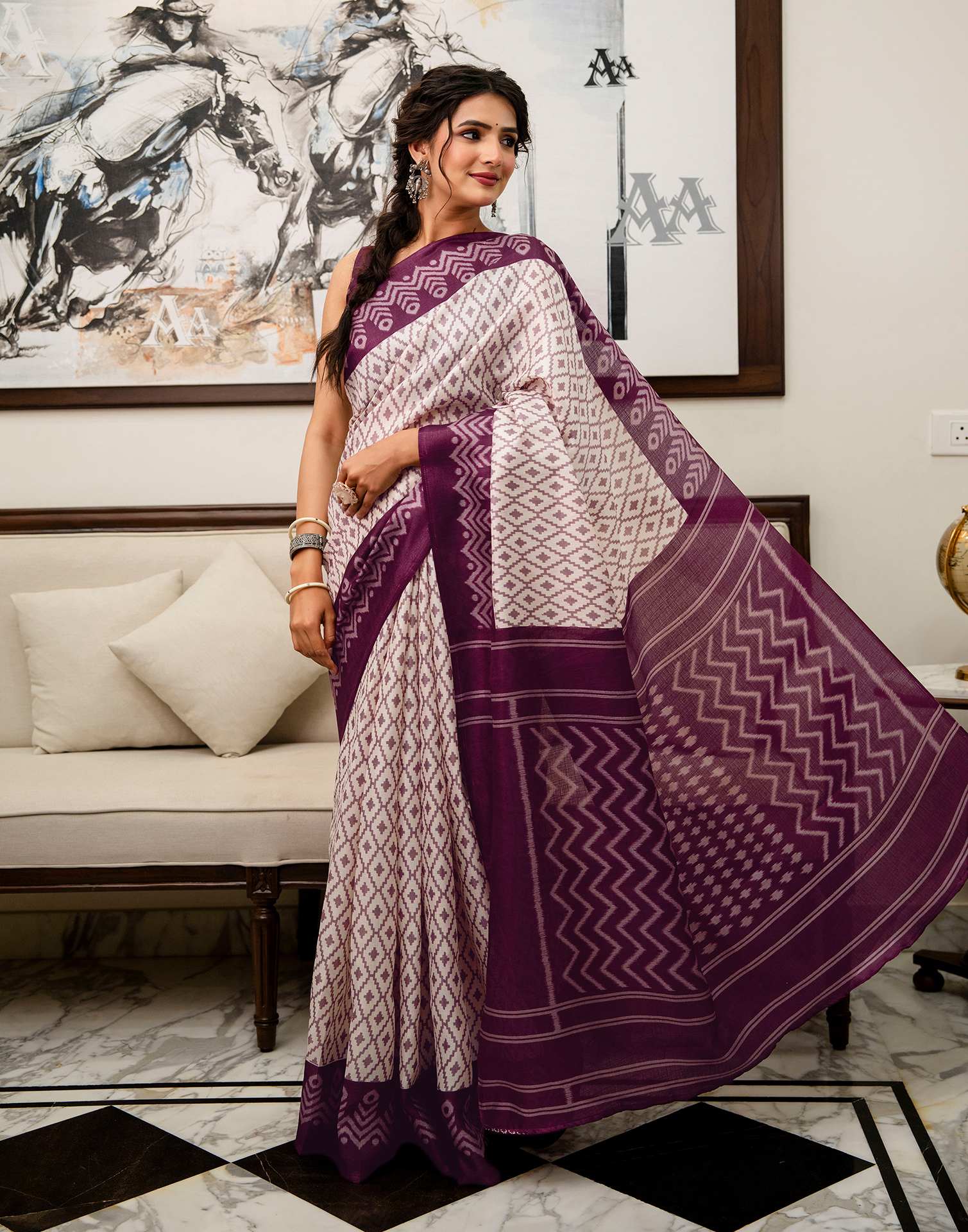 Off White Khadi Ikkat Printed SareeĀ - Image 4