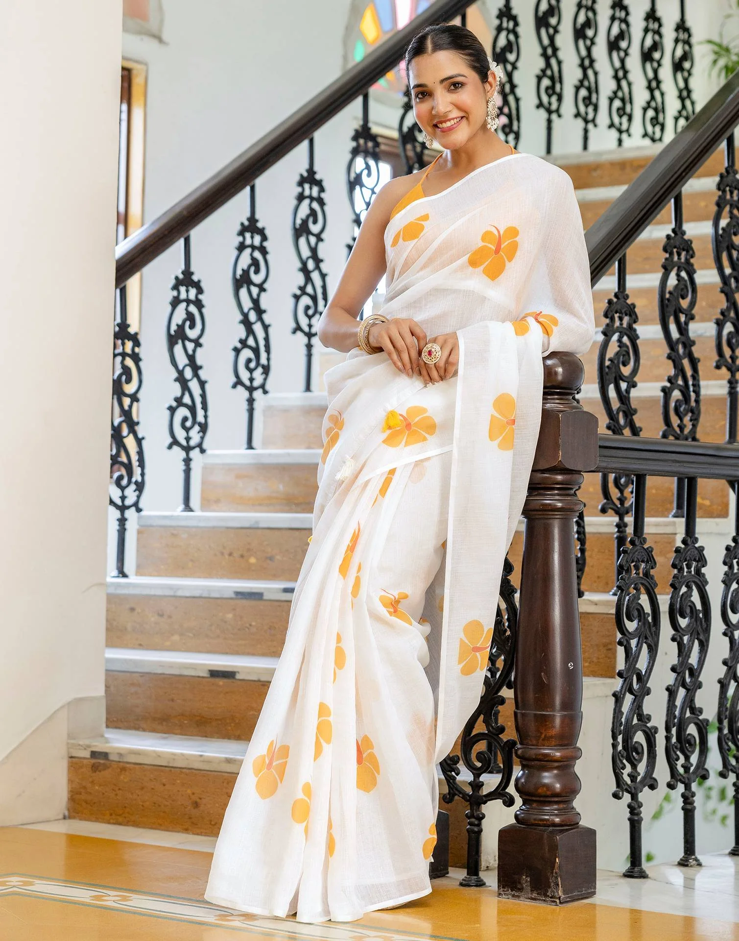 Off White Linen Floral Printed Saree - Image 11