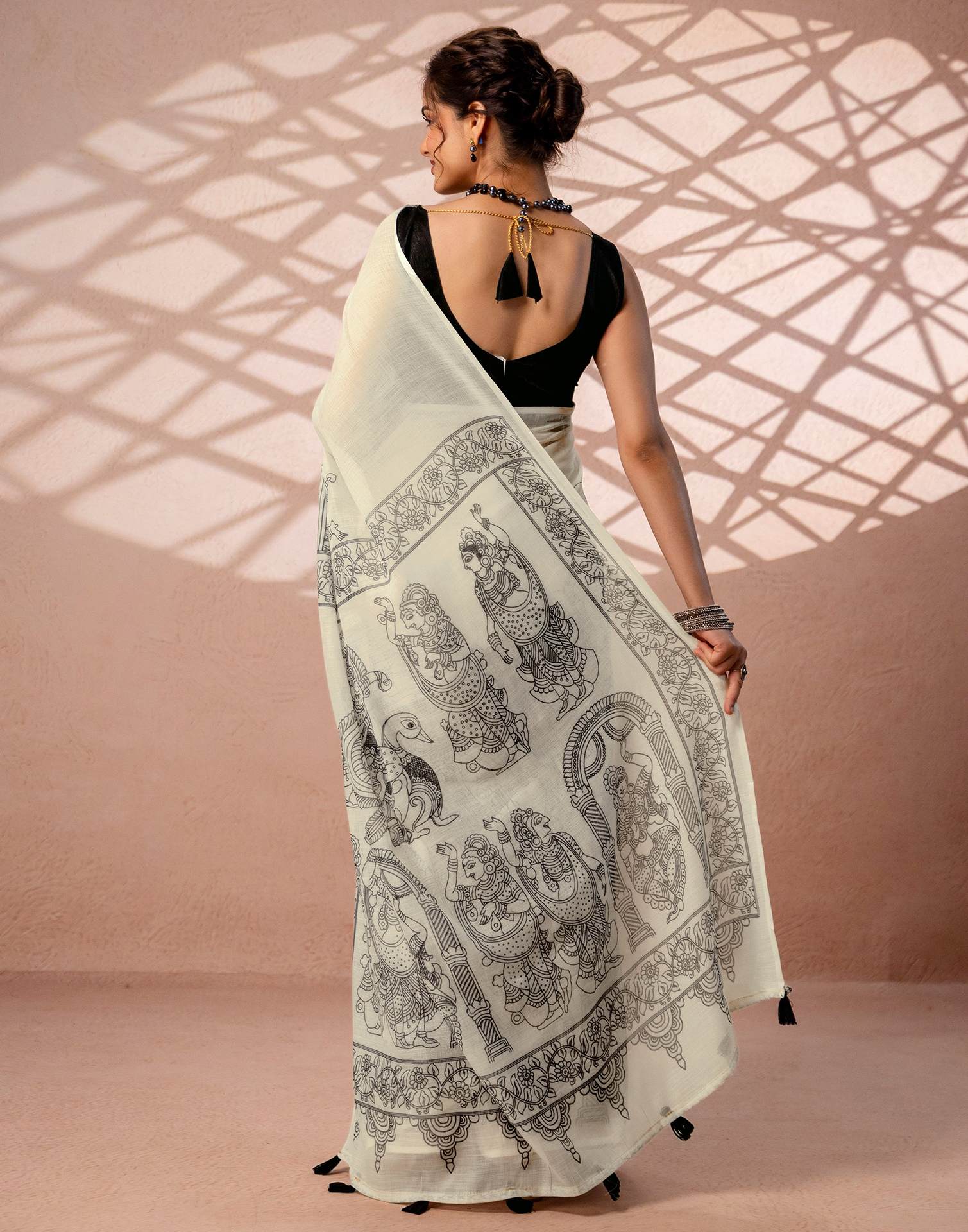 Off White Linen Kalamkari Printed Saree - Image 8