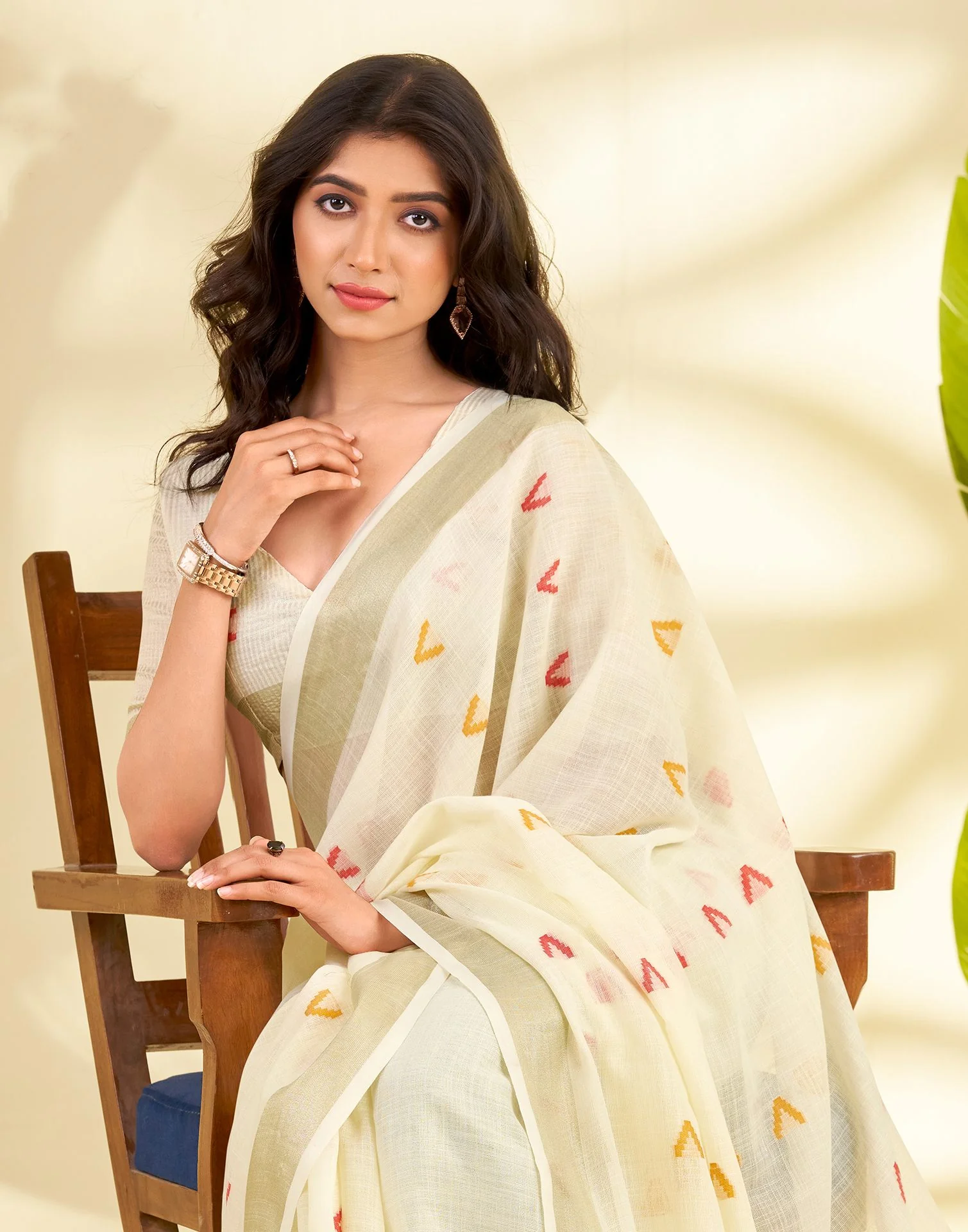 Off White Linen Silk Woven Saree - Image 2