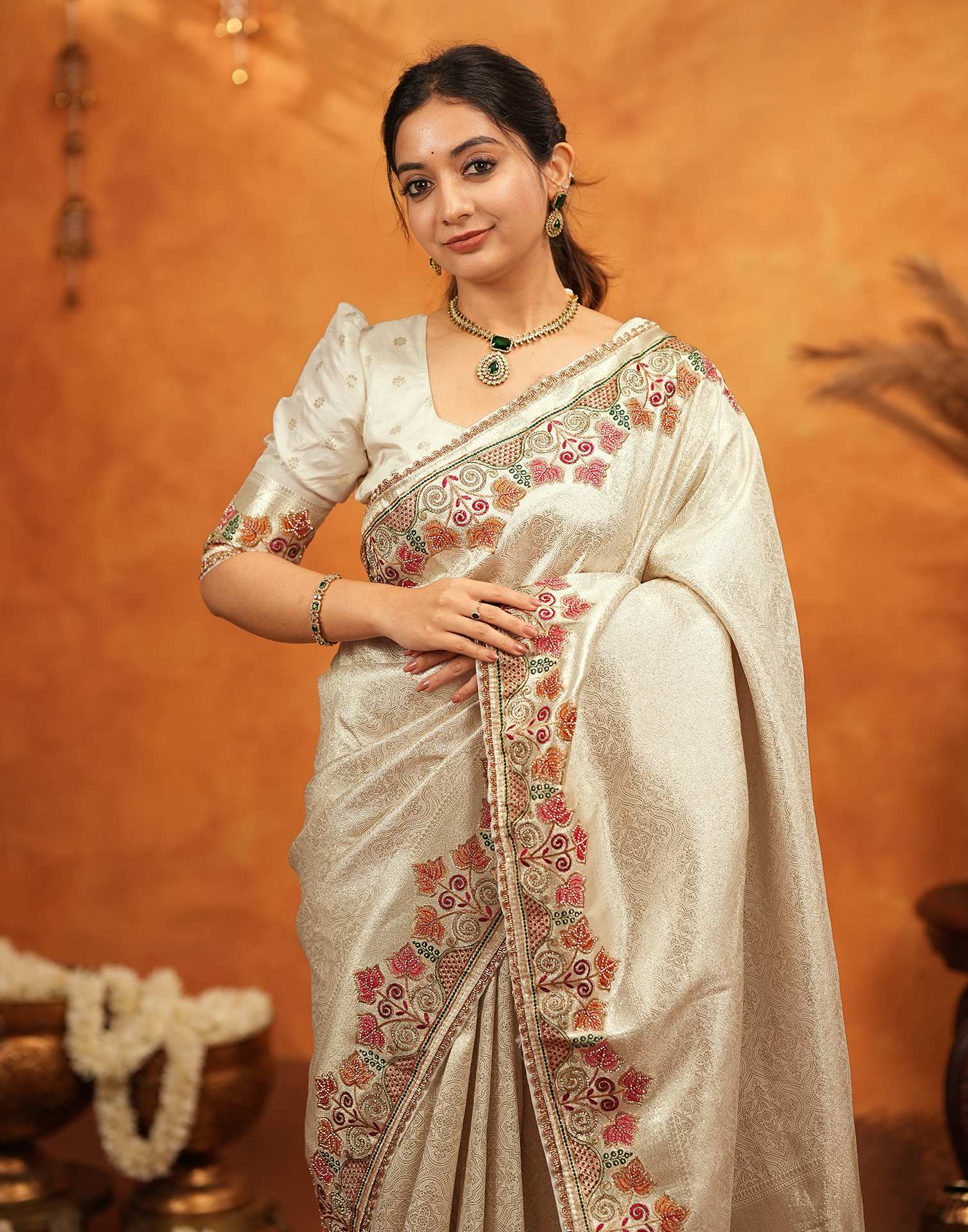 Off White Silk Woven Embroidery Stone Work Banarasi Saree - Image 5