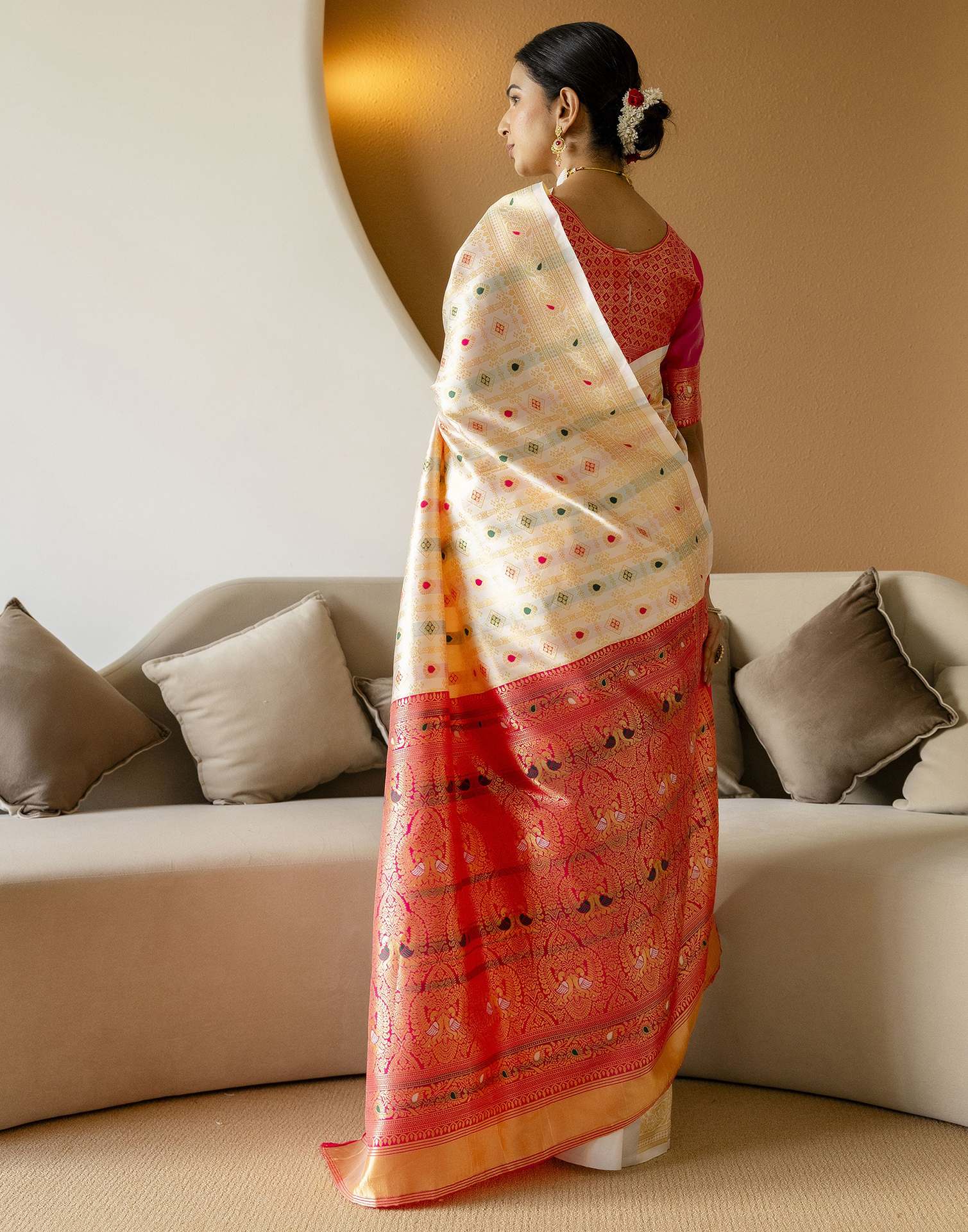 Off White Silk Woven Patola Saree - Image 7