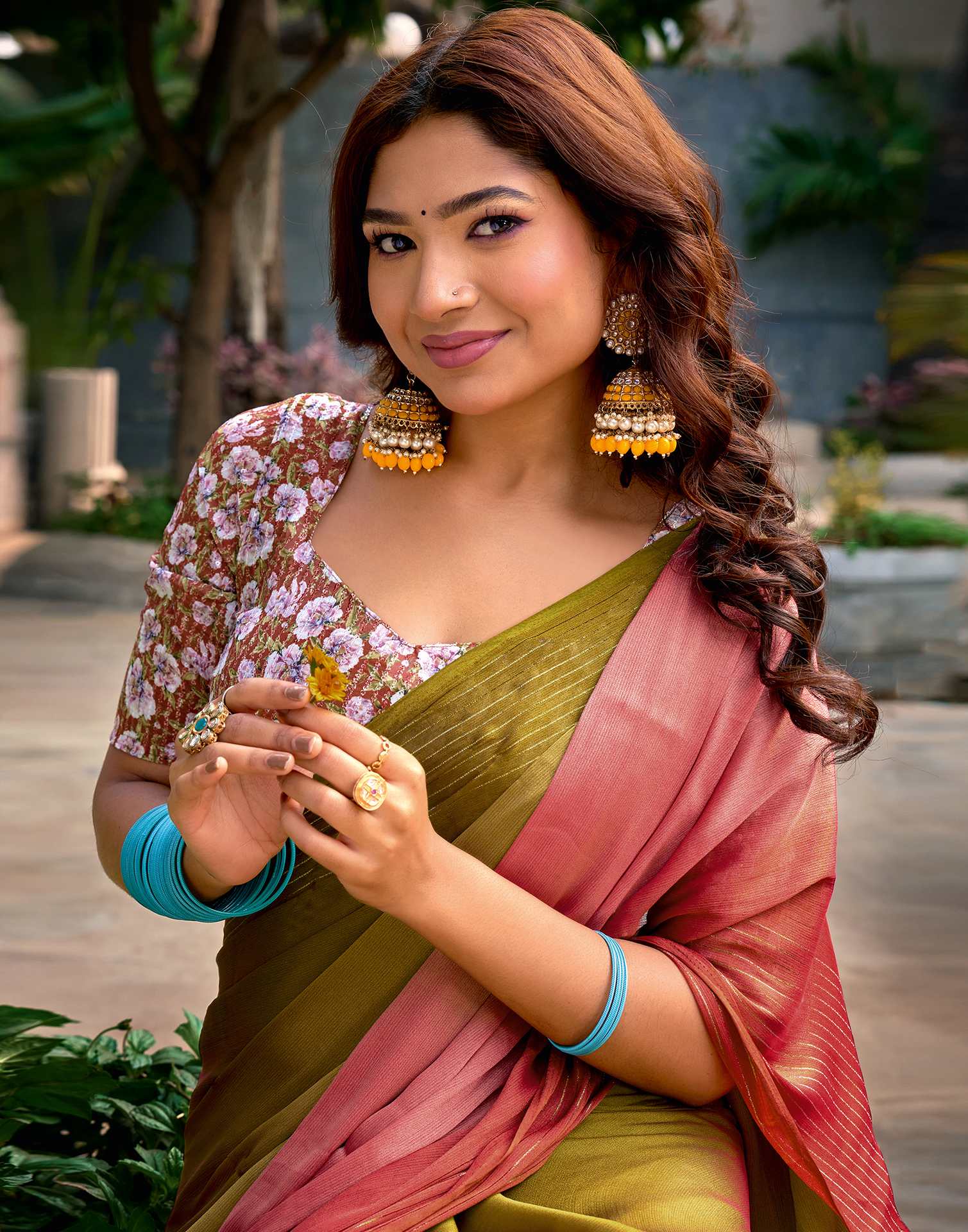 Olive Green Chiffon Ombre Zari Stripe Saree - Image 2