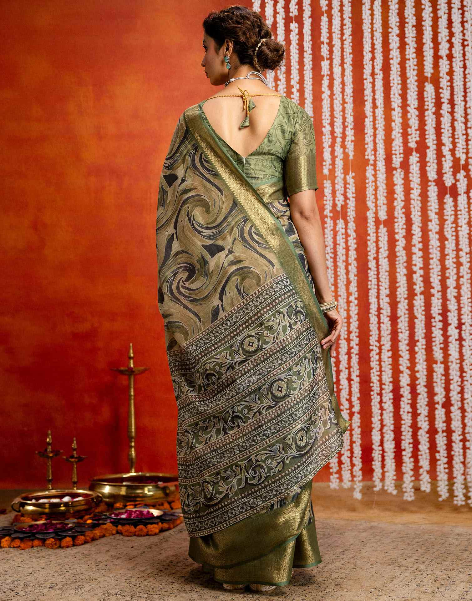 Olive Green Cotton Printed Woven Saree - Image 6