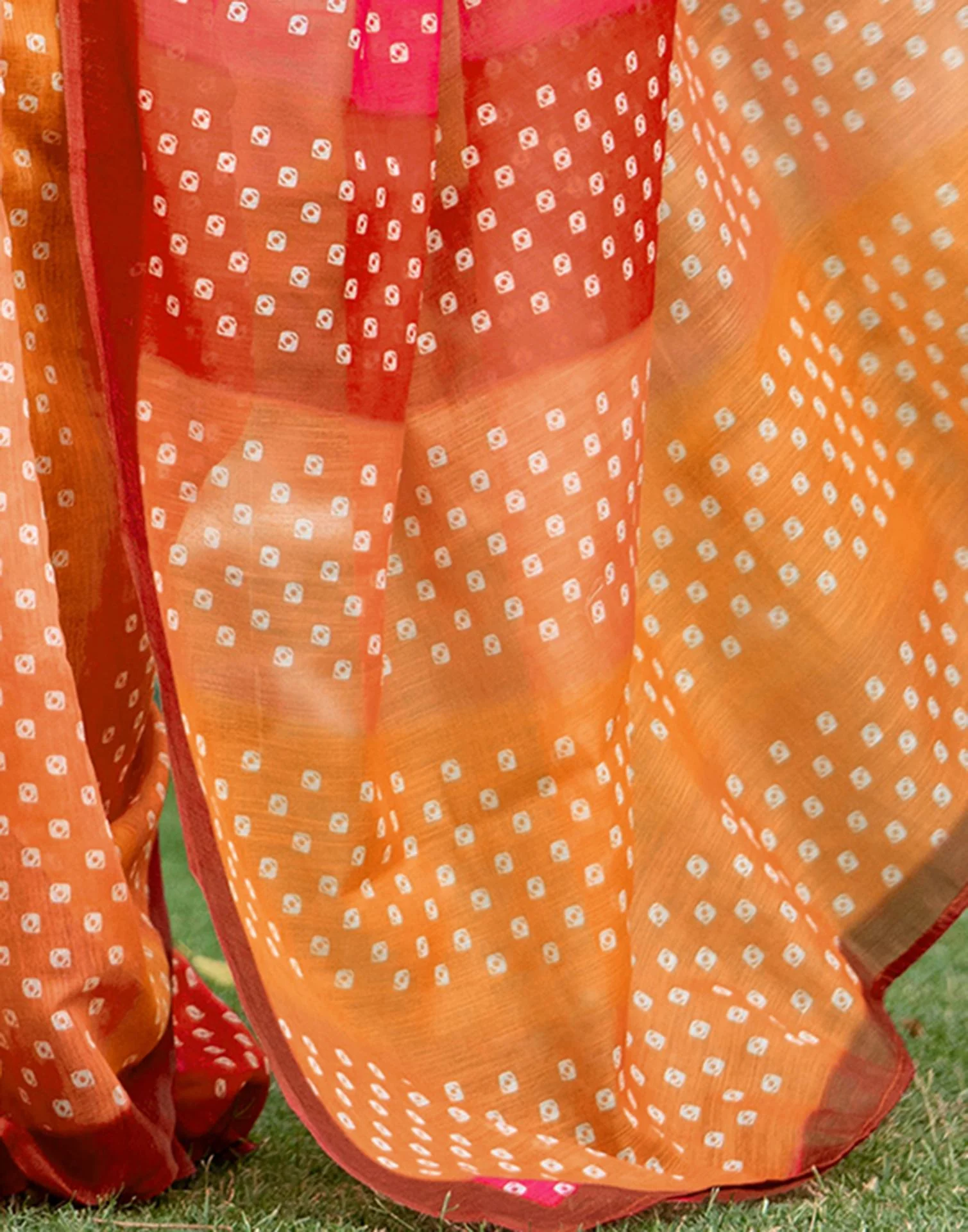 Vat Savitri Special Orange Linen Bandhani Printed Saree - Image 10