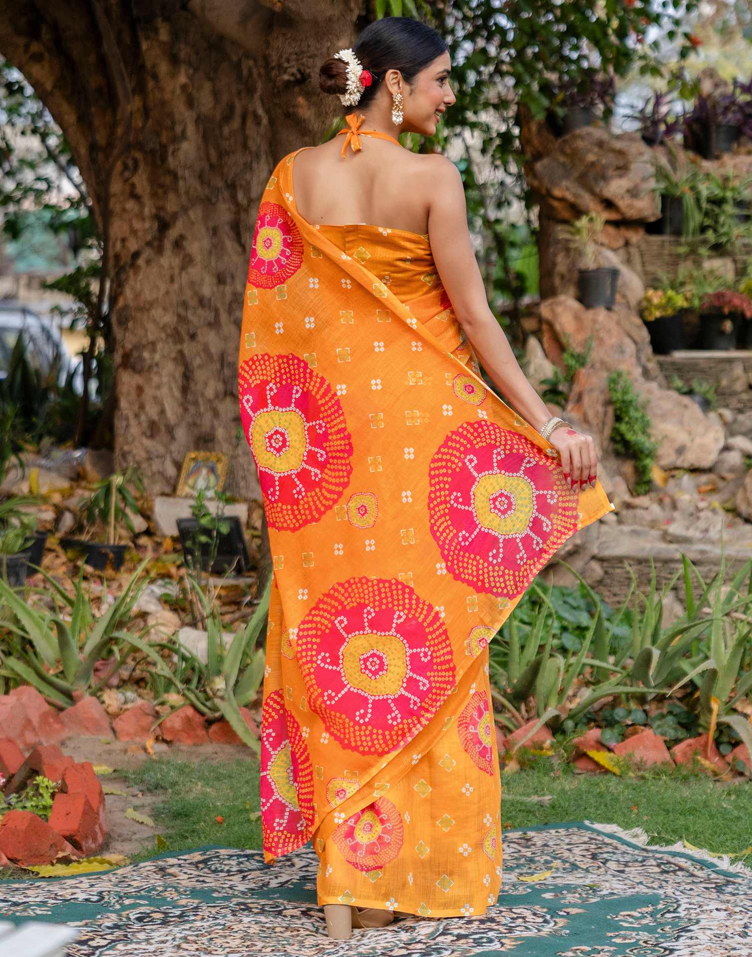 Vat Savitri Special Orange Linen Bandhani Printed Saree - Image 8