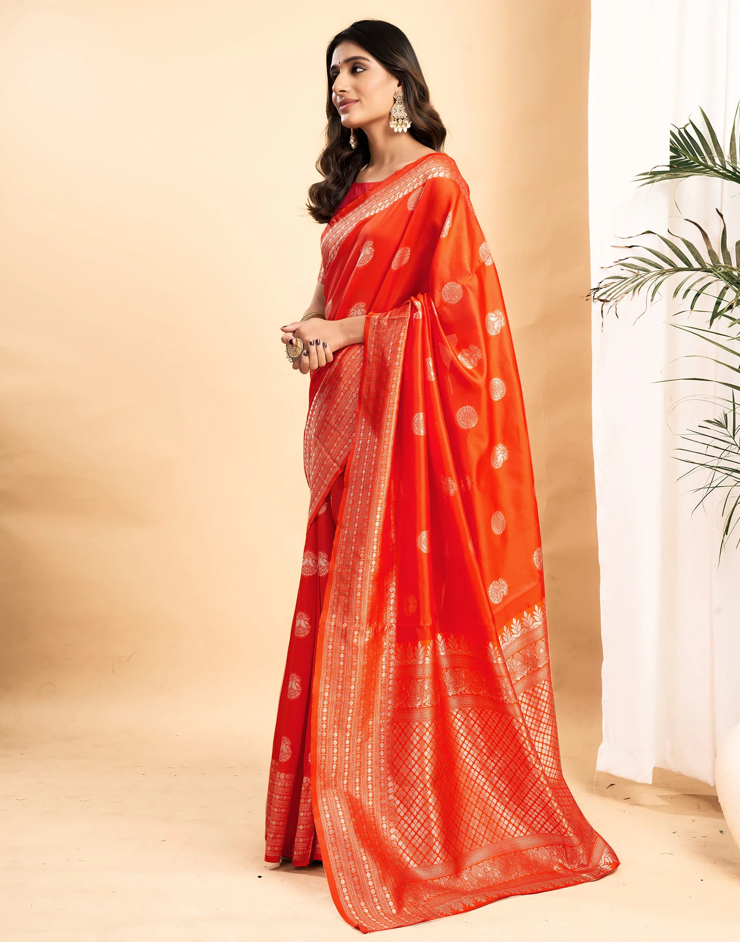 Orange Silk Woven Kanjivaram Saree - Image 6