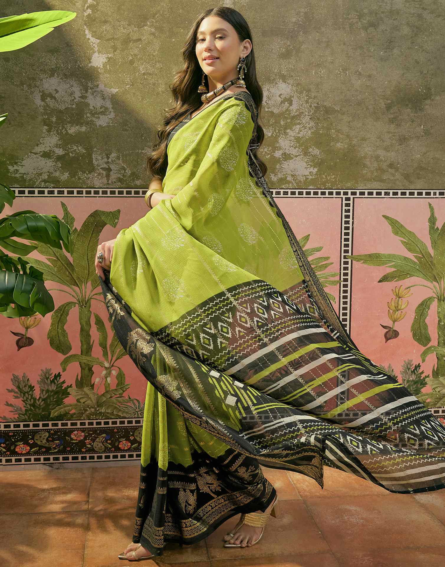 Parrot Green Georgette Foil Printed Saree - Image 4