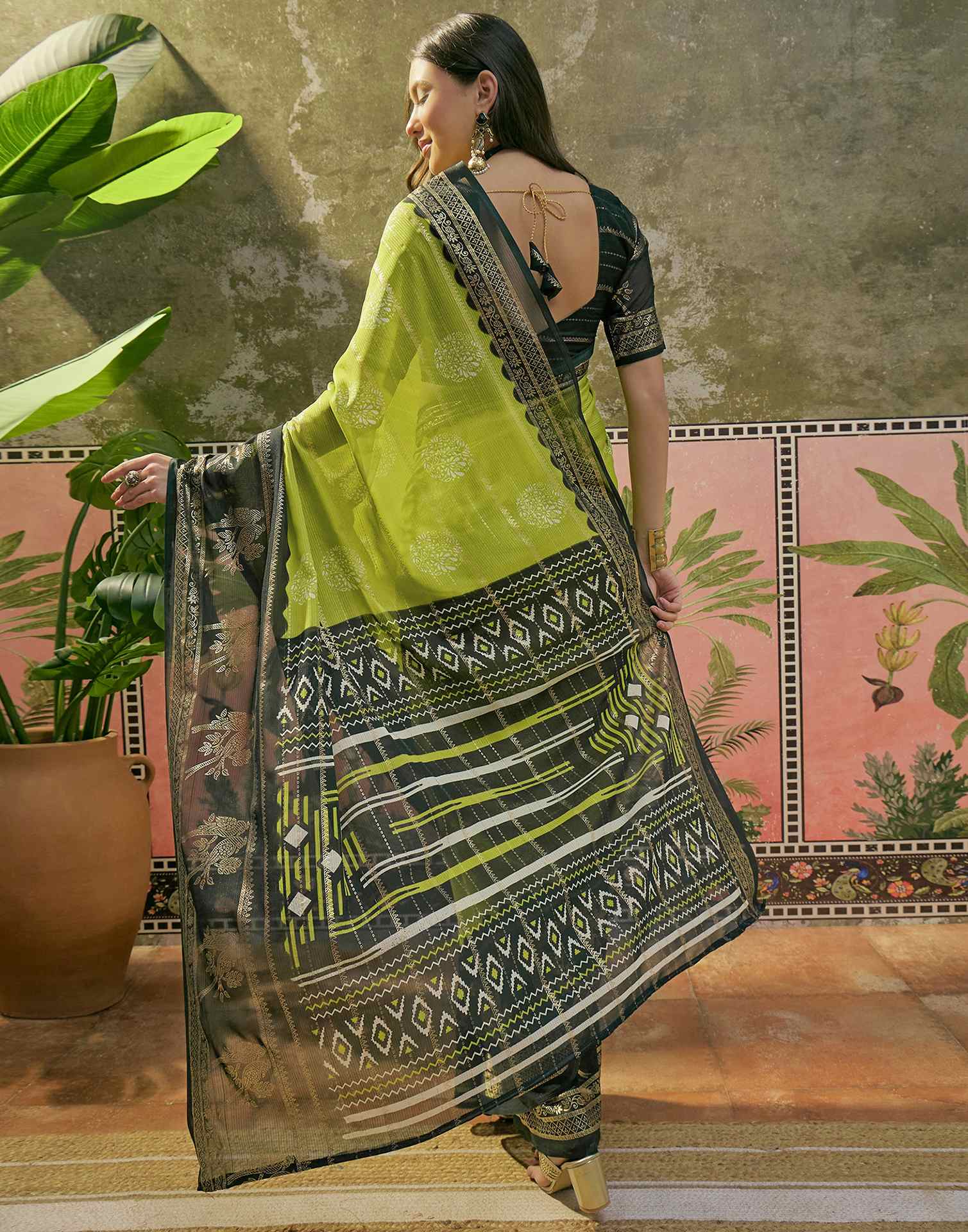 Parrot Green Georgette Foil Printed Saree - Image 6