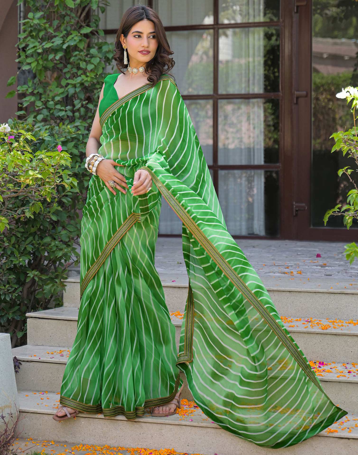 Parrot Green Georgette Laheriya Printed Saree - Image 4