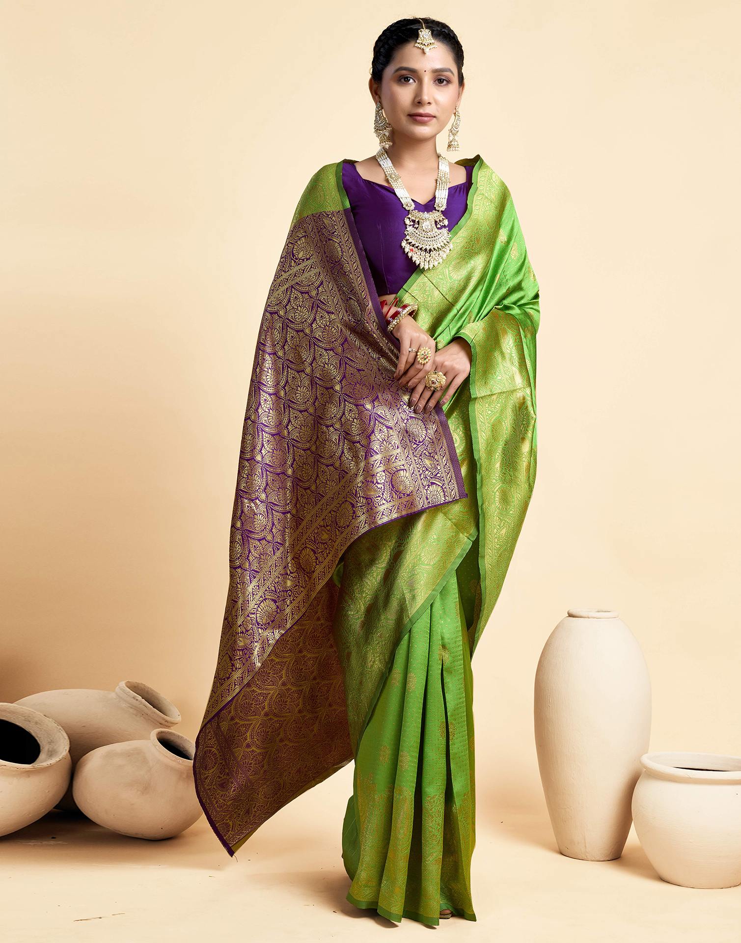 Parrot Green Silk Woven Banarasi Saree - Image 5