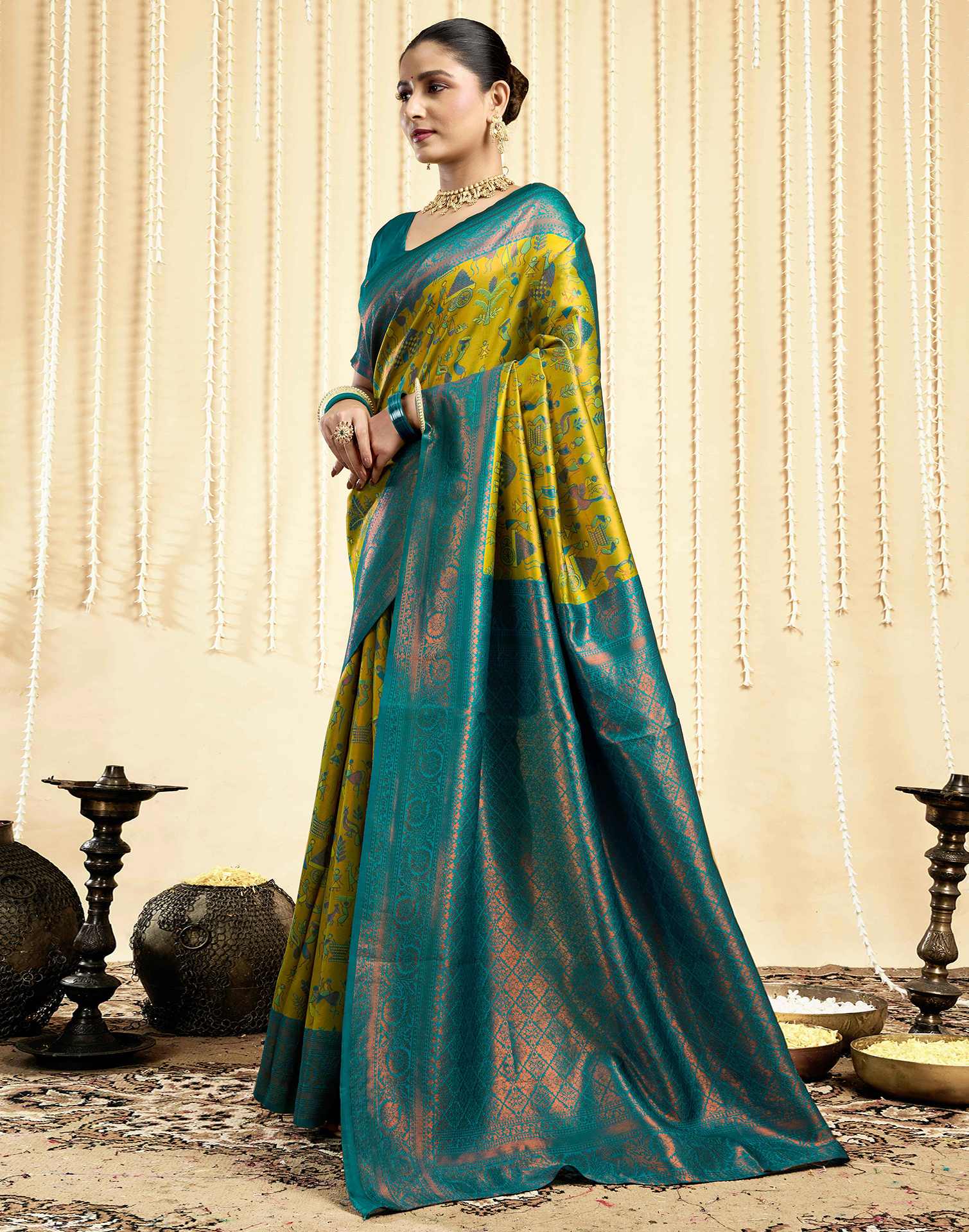 Parrot Green Silk Woven Banarasi Saree - Image 4