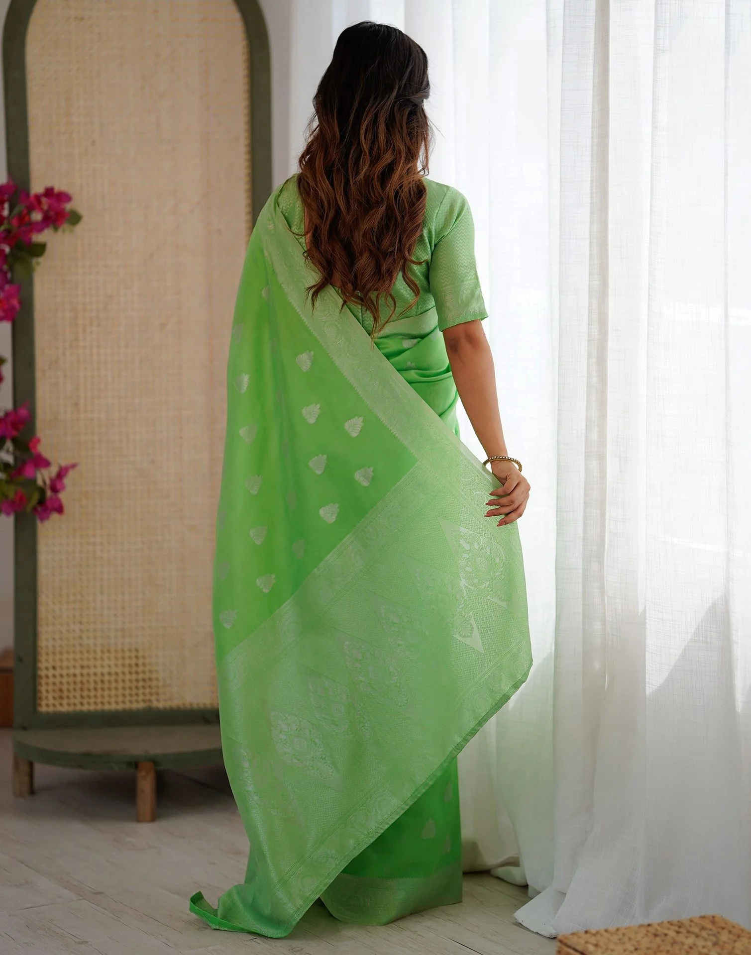 Parrot Green Silk Woven Saree - Image 10