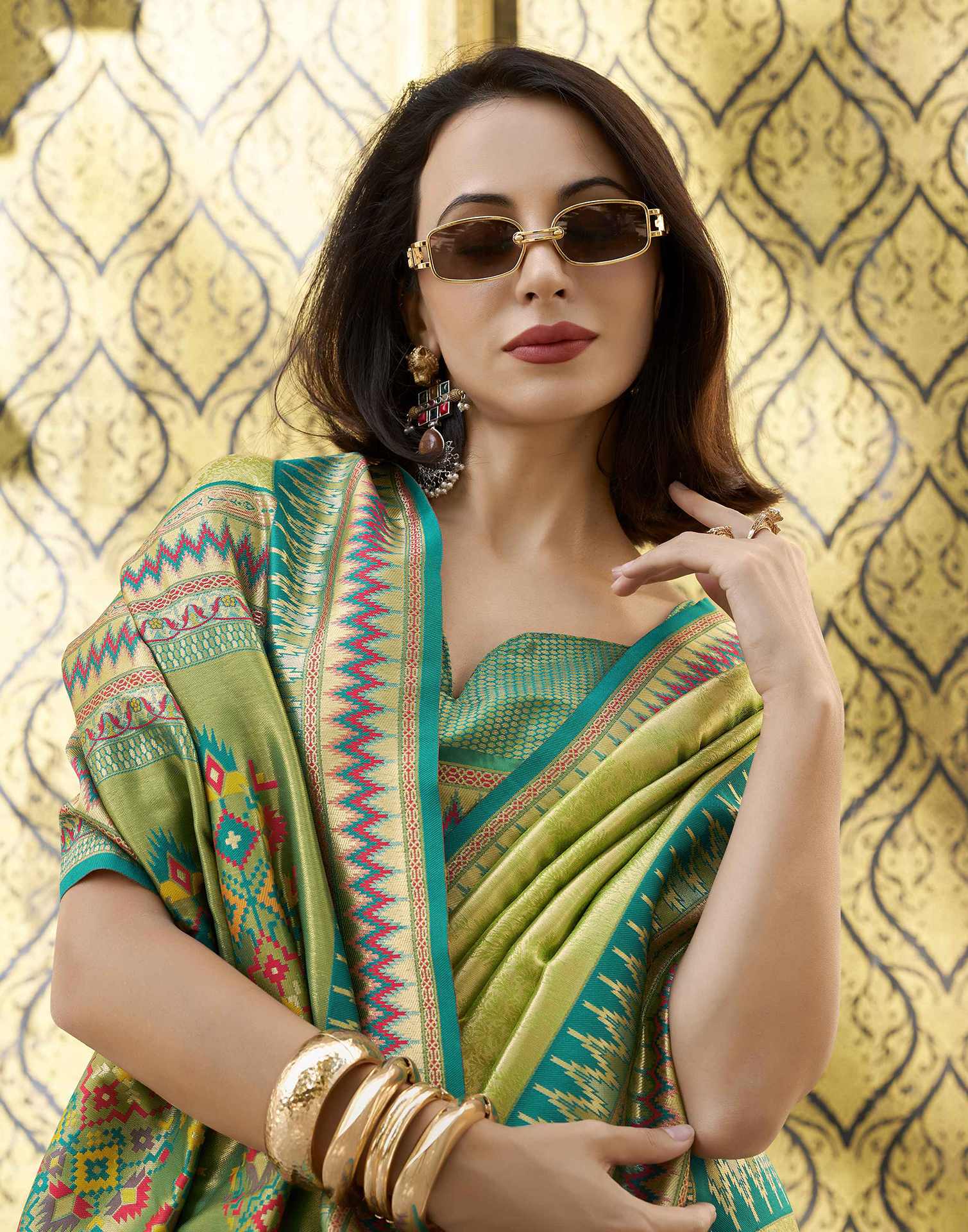 Parrot Green Tissue Silk Woven Paithani Saree - Image 5