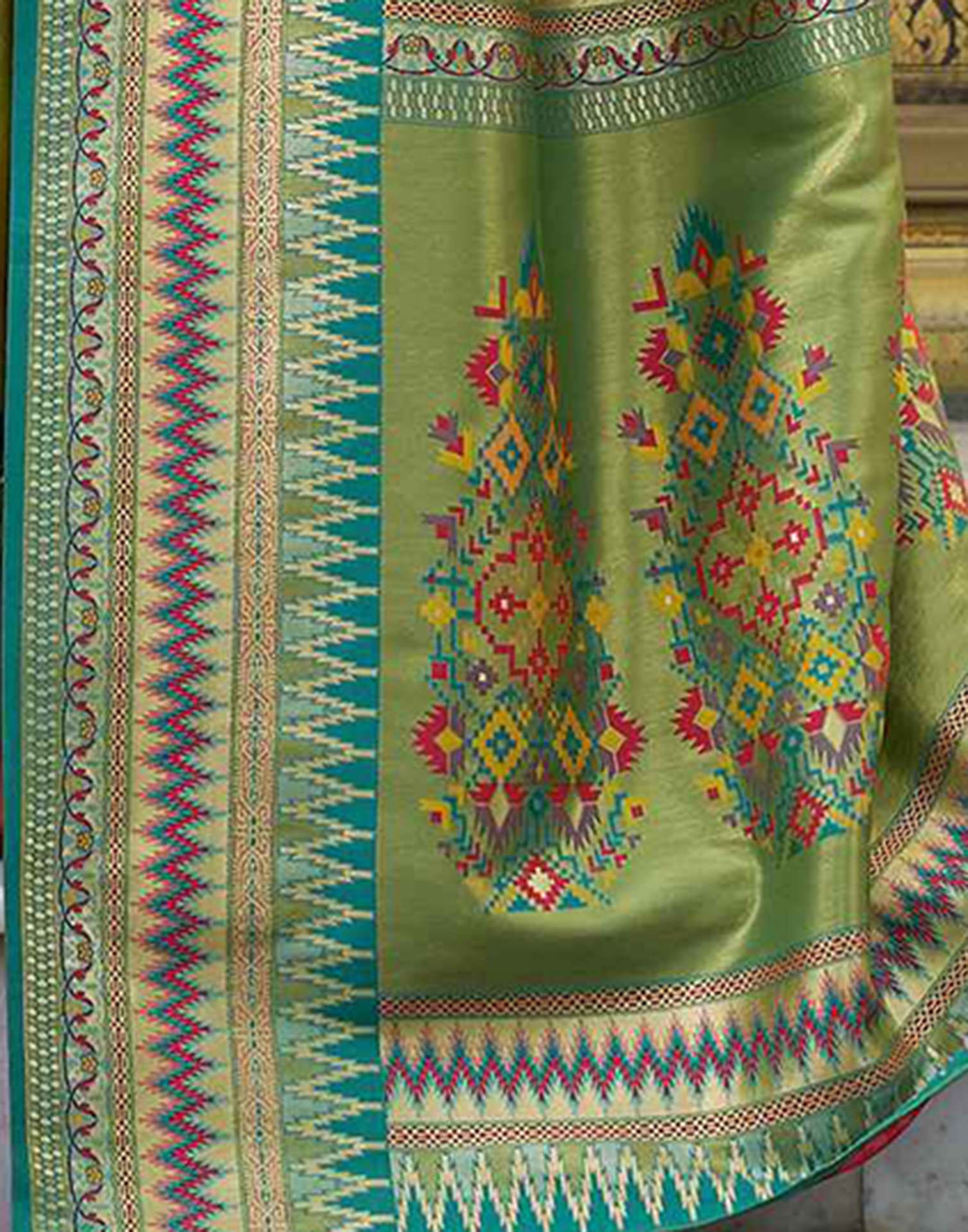 Parrot Green Tissue Silk Woven Paithani Saree - Image 7