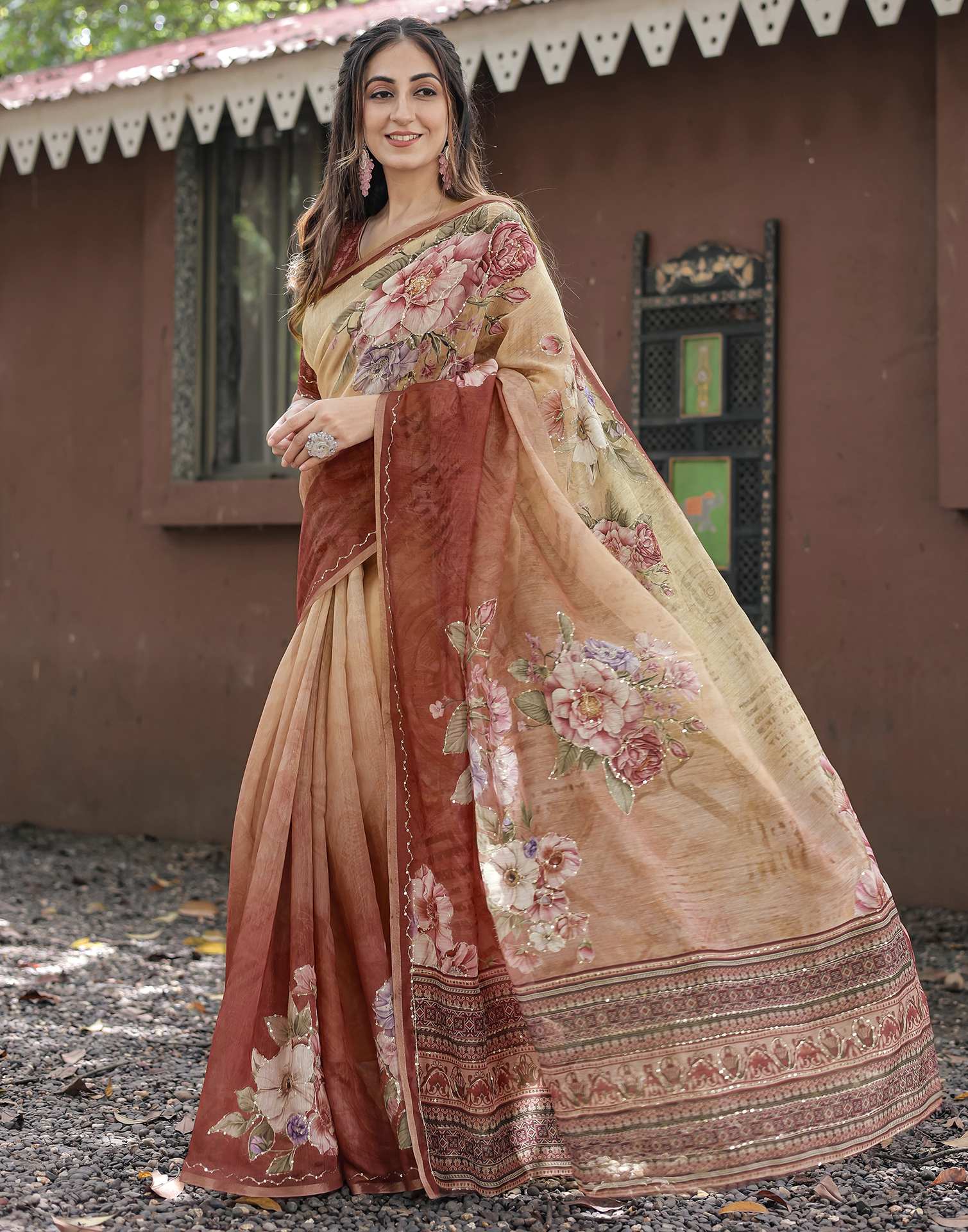 Peach Cotton Floral Printed Saree - Image 10