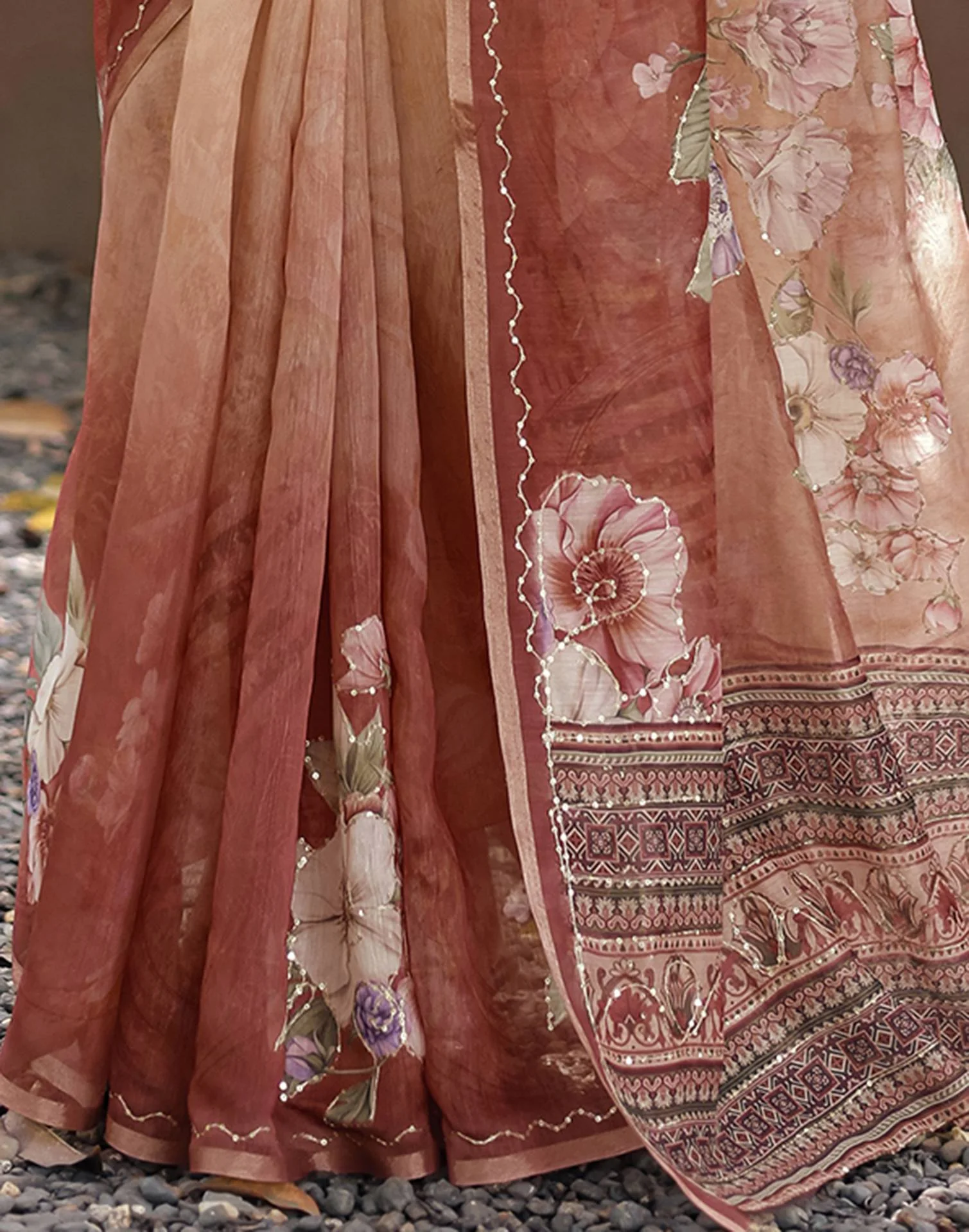 Peach Cotton Floral Printed Saree - Image 12