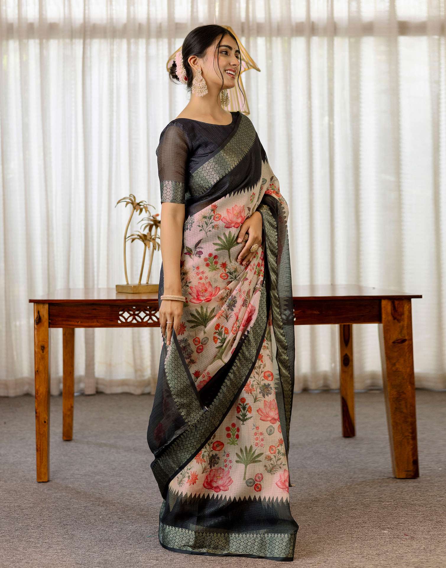 Peach Cotton Printed Saree - Image 4