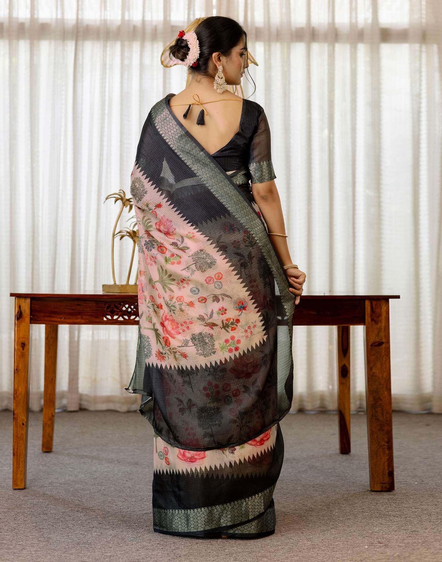 Peach Cotton Printed Saree - Image 5