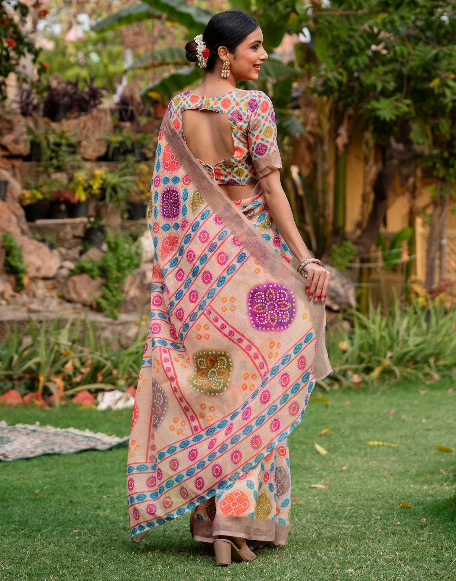 Vat Savitri Special Peach Linen Bandhani Printed Saree - Image 7