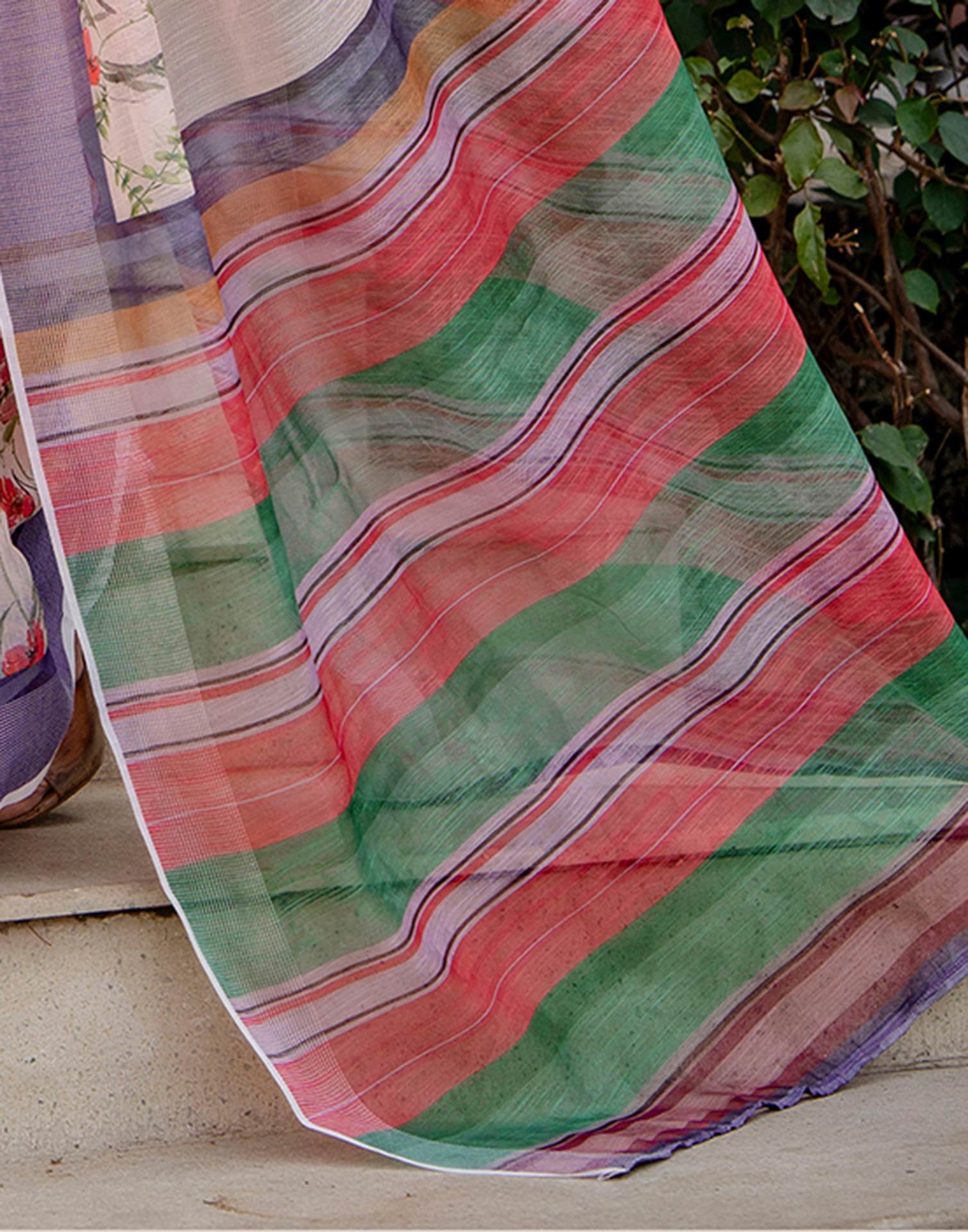 Peach Linen Printed Saree - Image 10