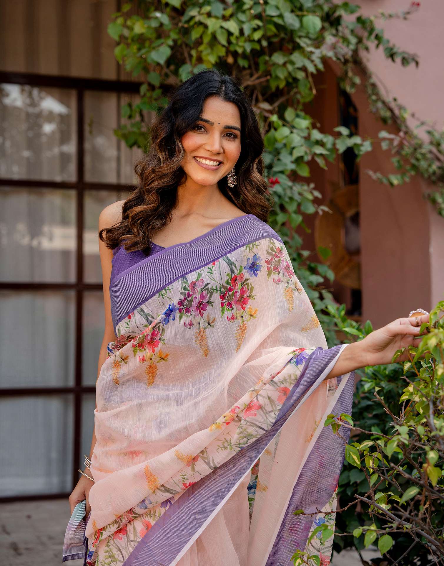 Peach Linen Printed Saree - Image 2