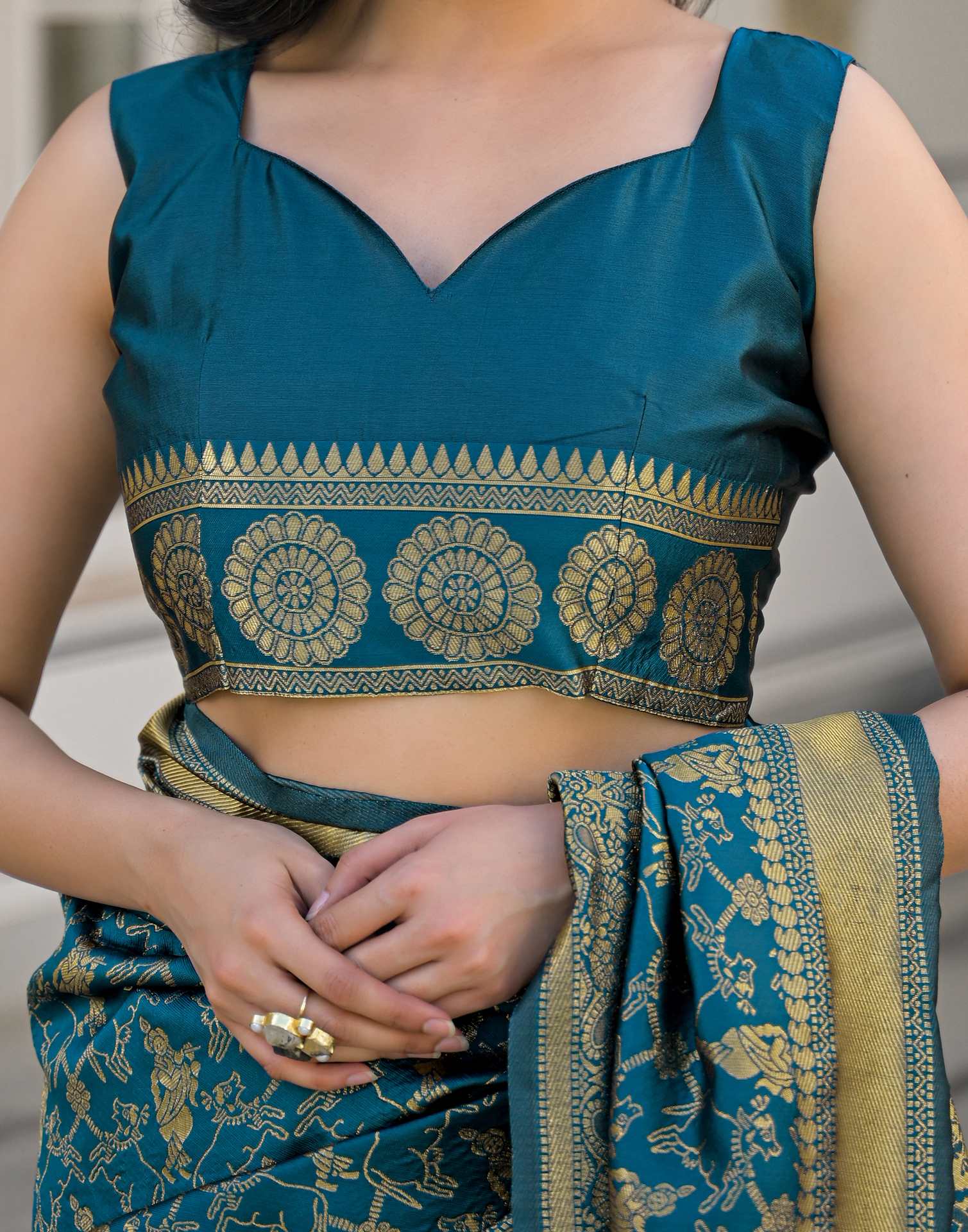 Peacock Blue Silk Woven Banarasi Saree - Image 11